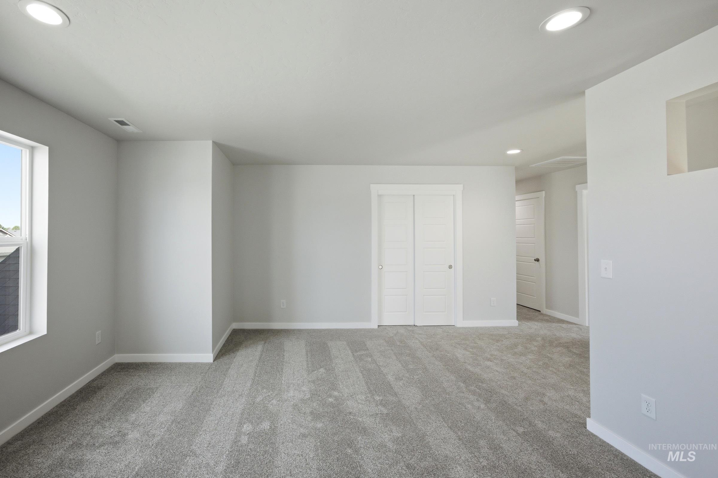 15368 Albatross Ave Property Photo 15