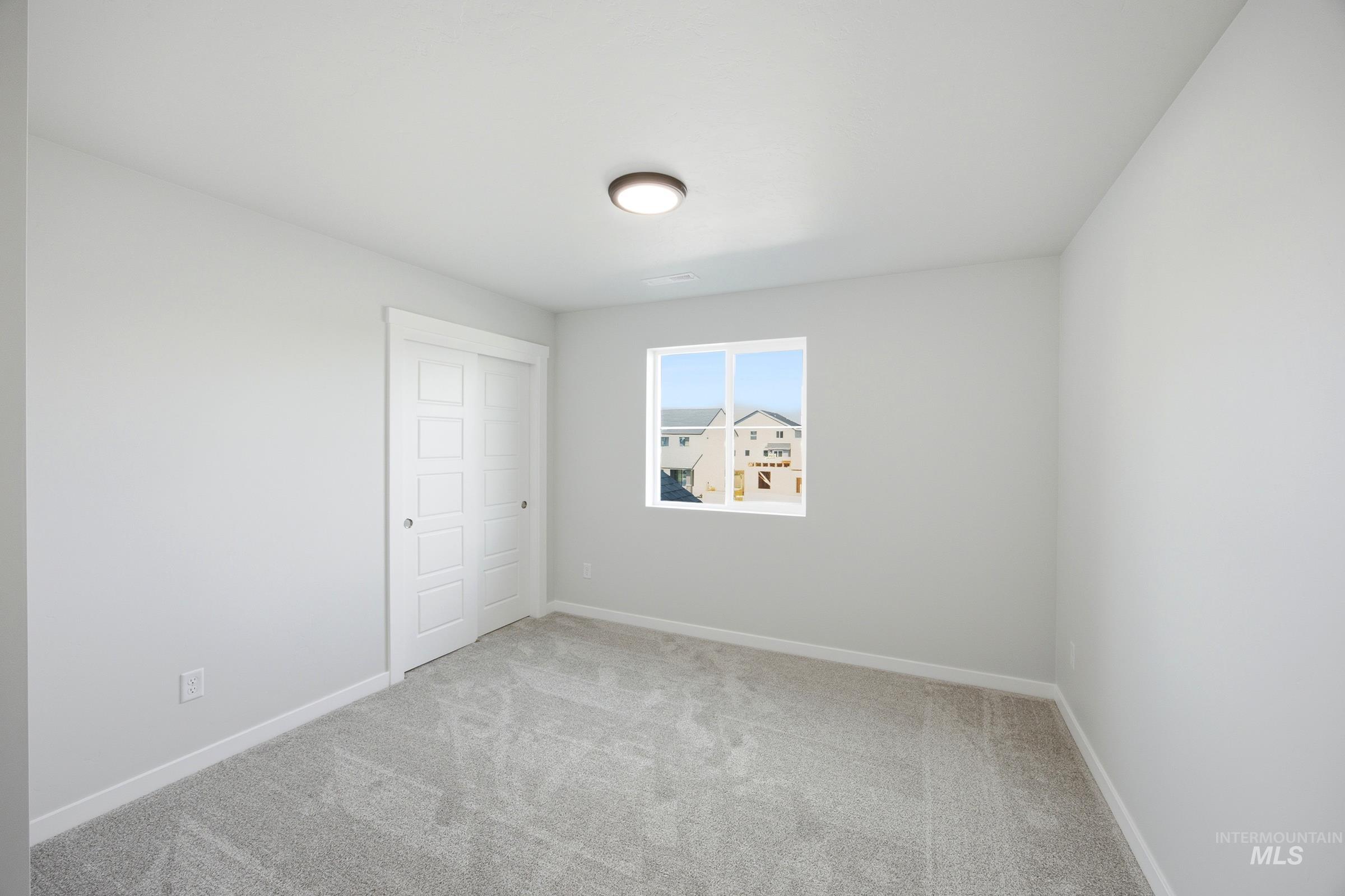 15368 Albatross Ave Property Photo 20