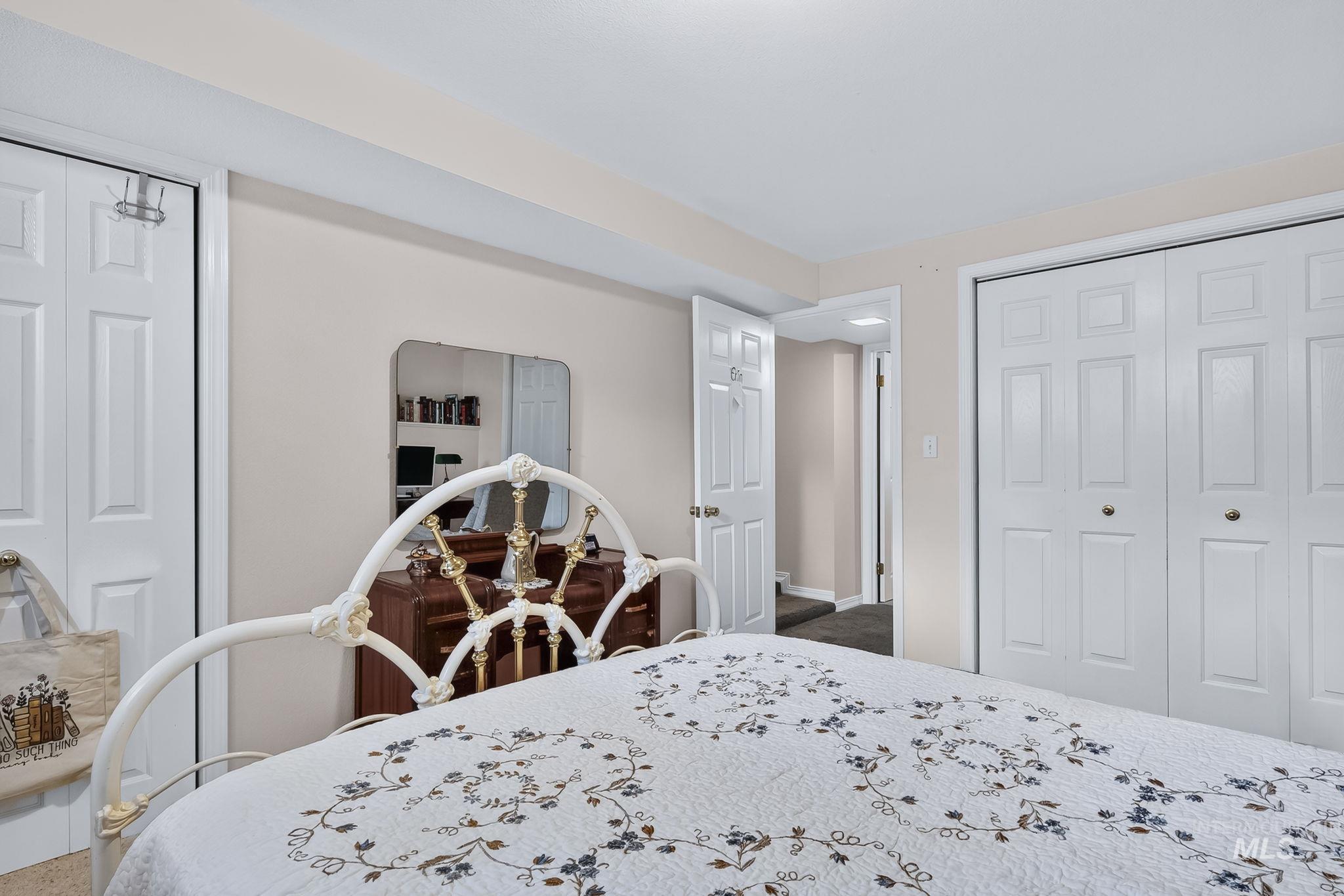 1801 N Hilton St Property Photo 34