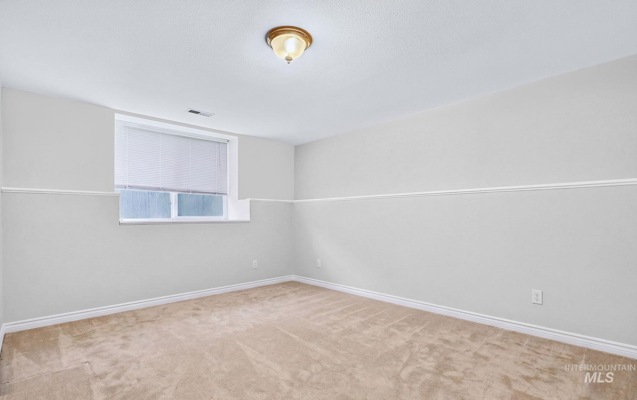 1801 N Hilton St Property Photo 35