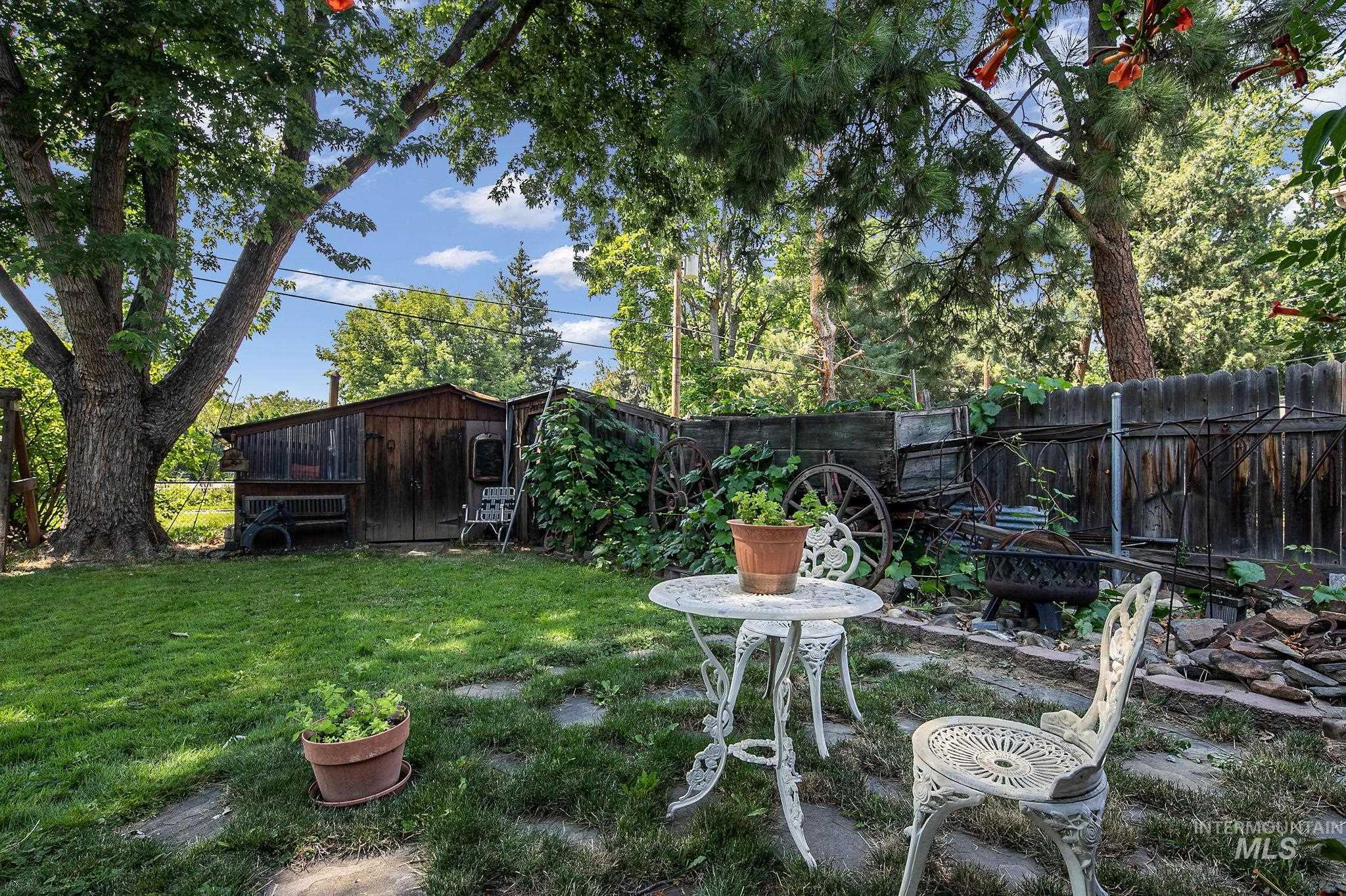 1801 N Hilton St Property Photo 37