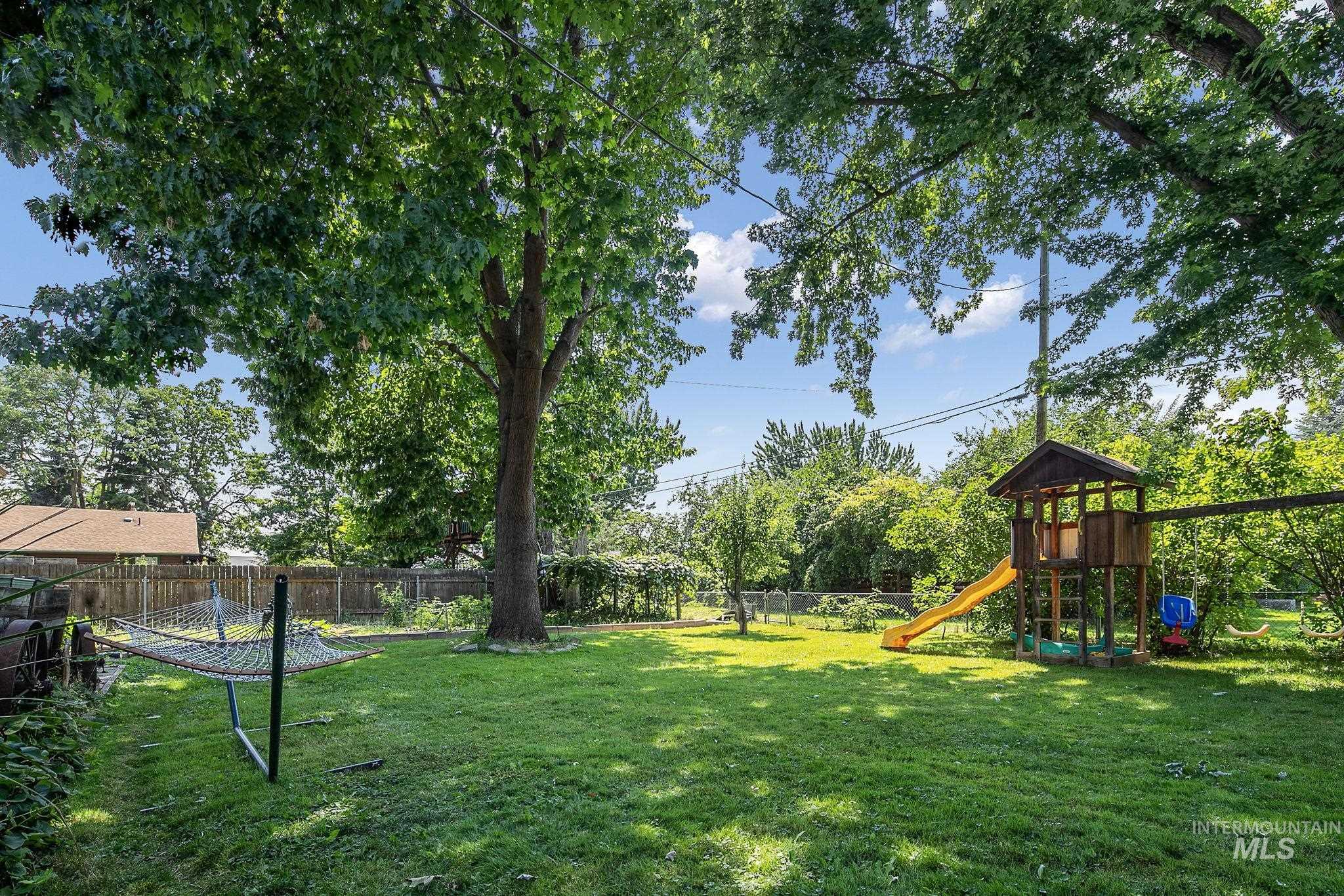 1801 N Hilton St Property Photo 38