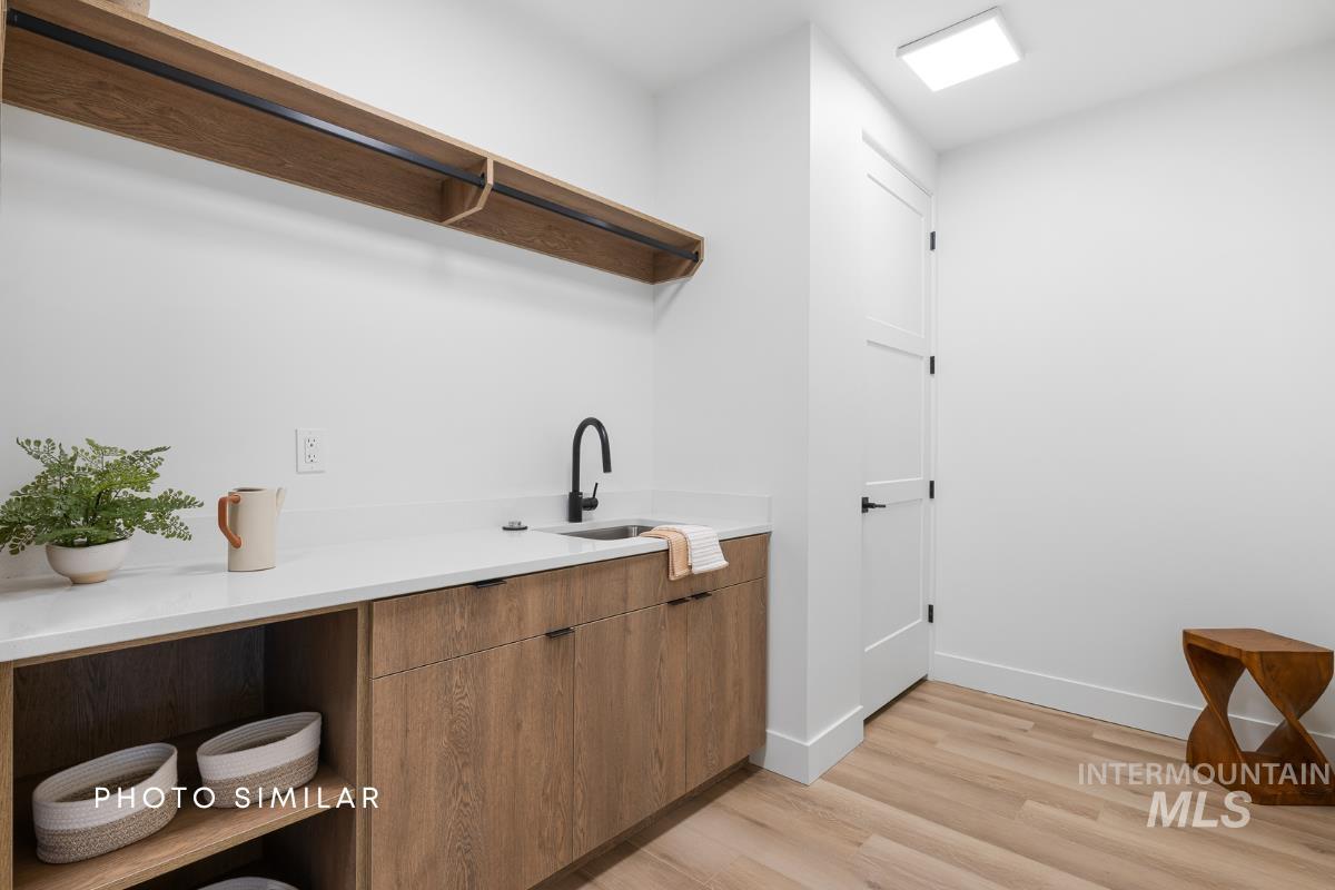 55 E State St Property Photo 32