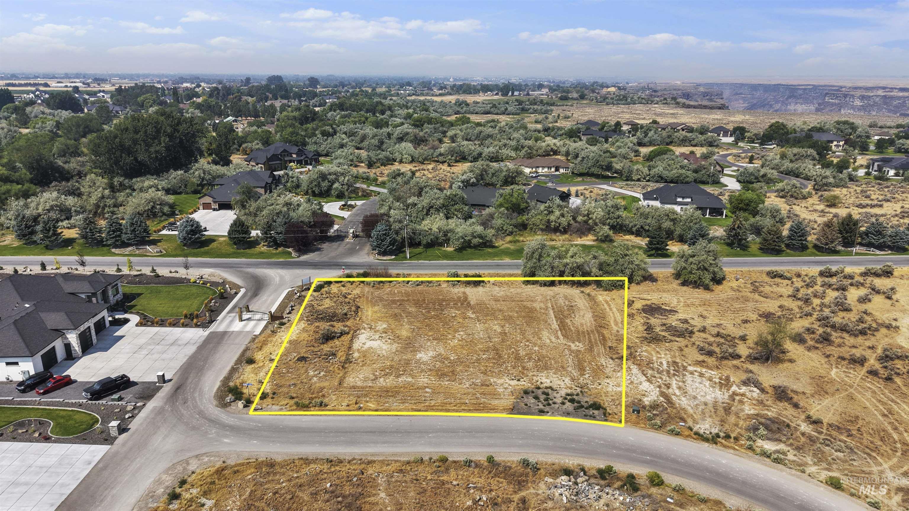 3402 E 4056 N Property Photo 4