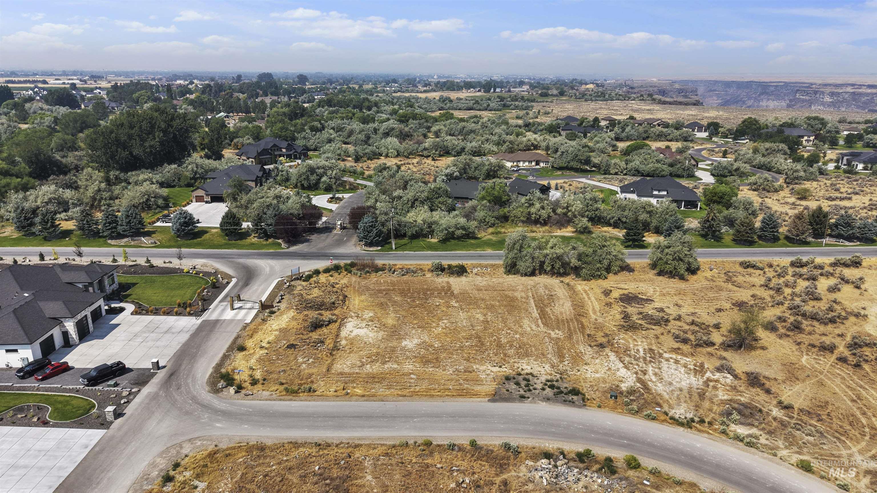 3402 E 4056 N Property Photo 5
