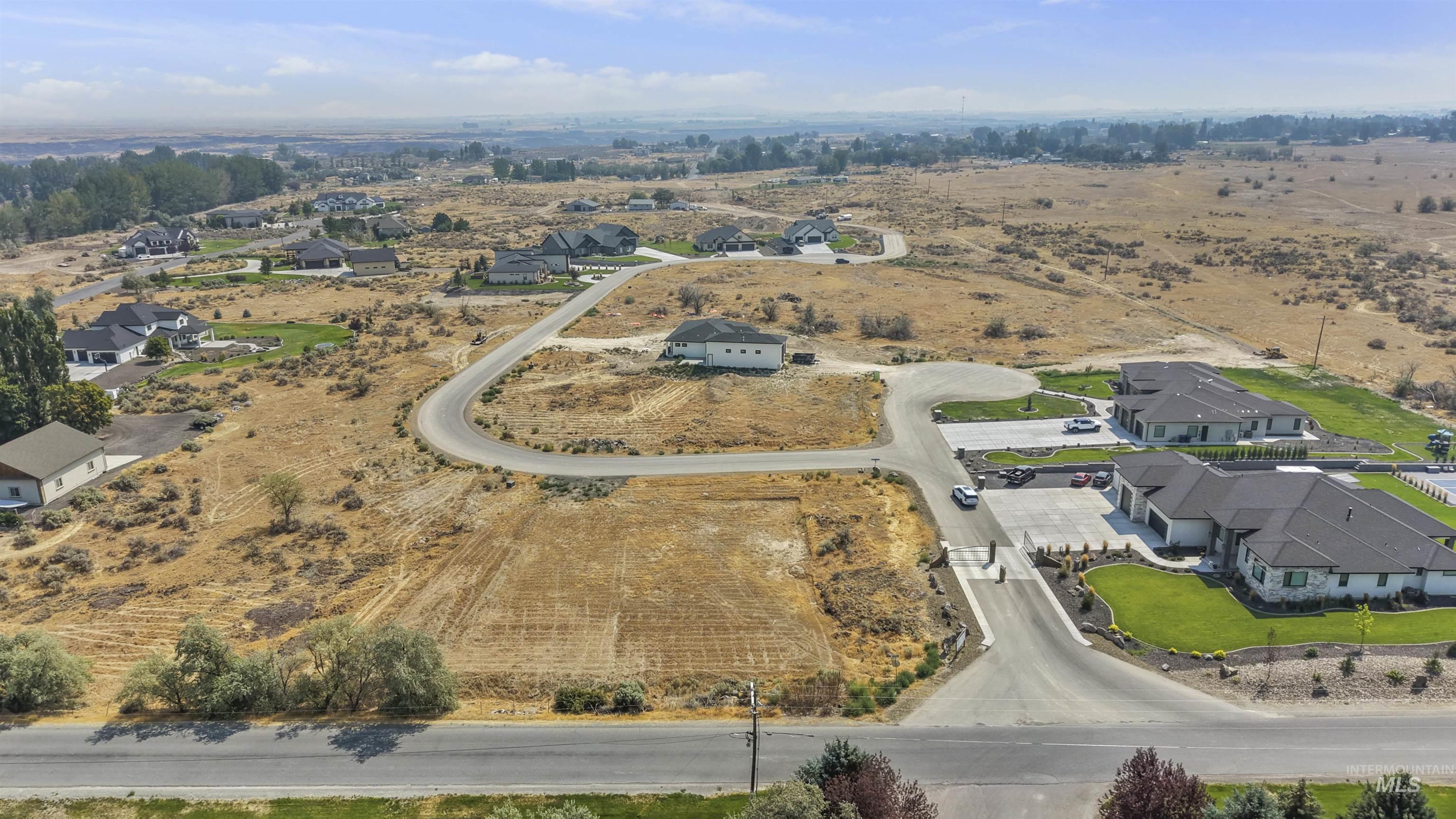 3402 E 4056 N Property Photo 11