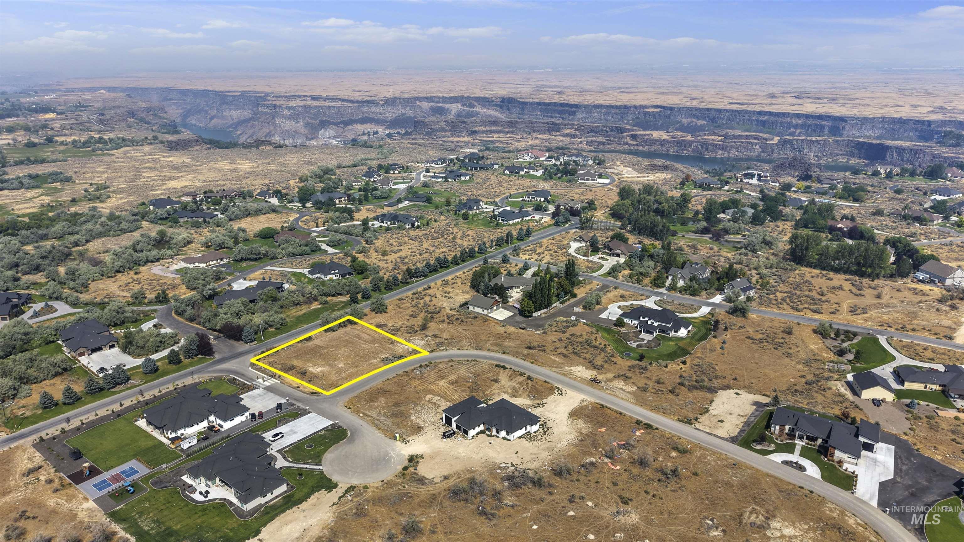 3402 E 4056 N Property Photo 16