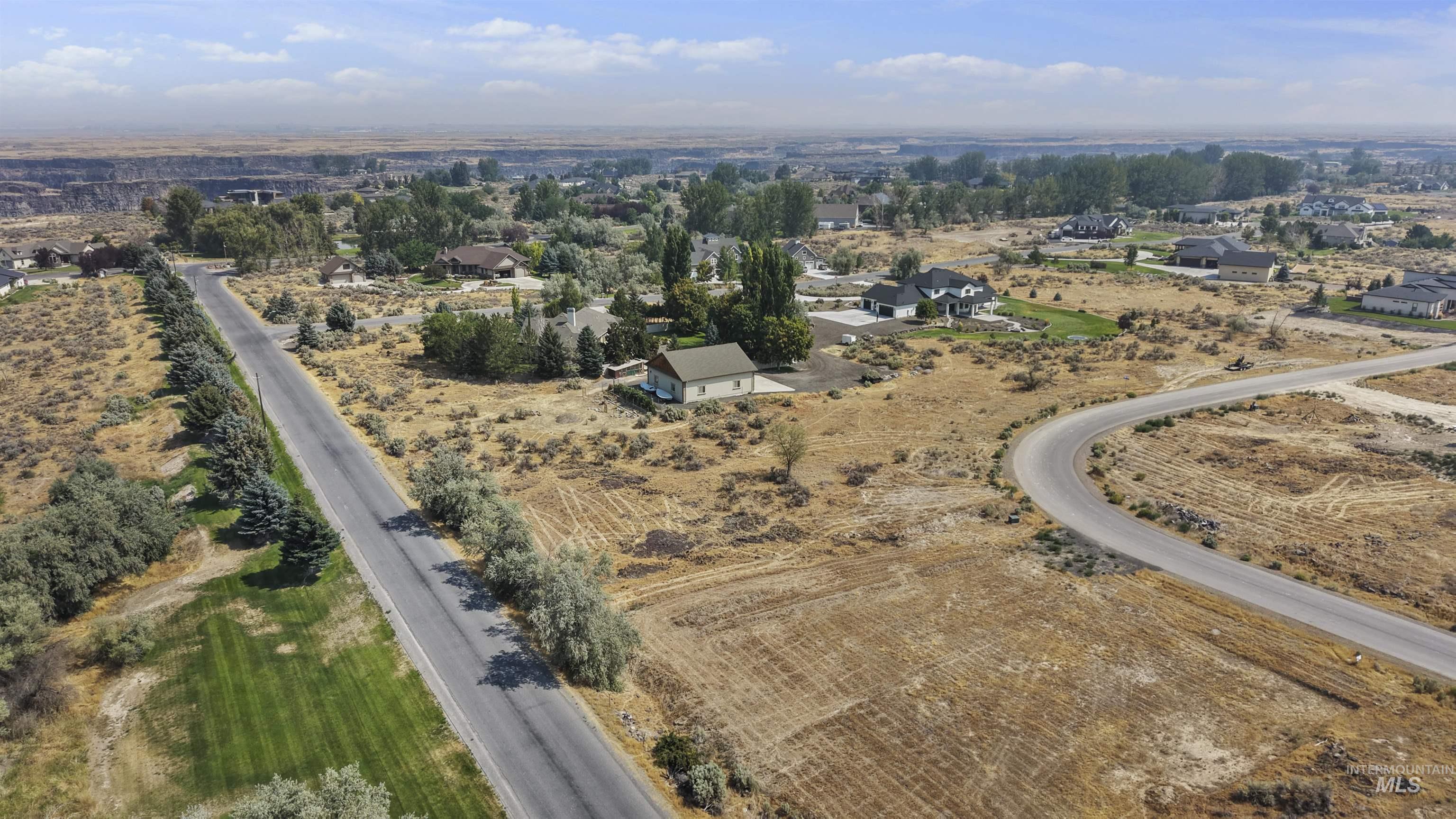 4061 E 3404 N Property Photo 10