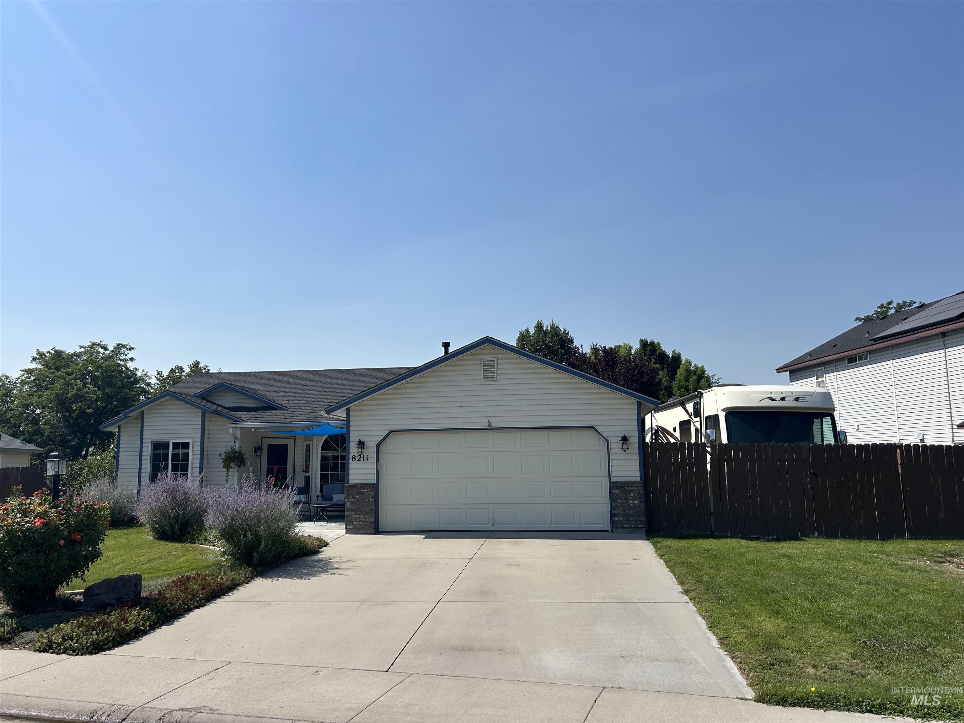8211 E Brandts Creek Way Property Photo 30
