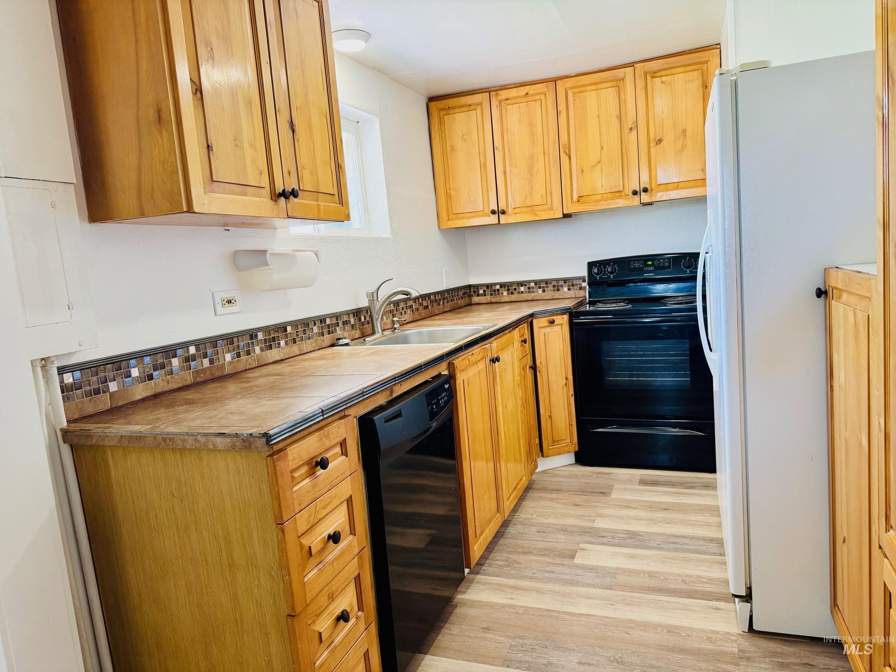 1610 D Street Property Photo 7