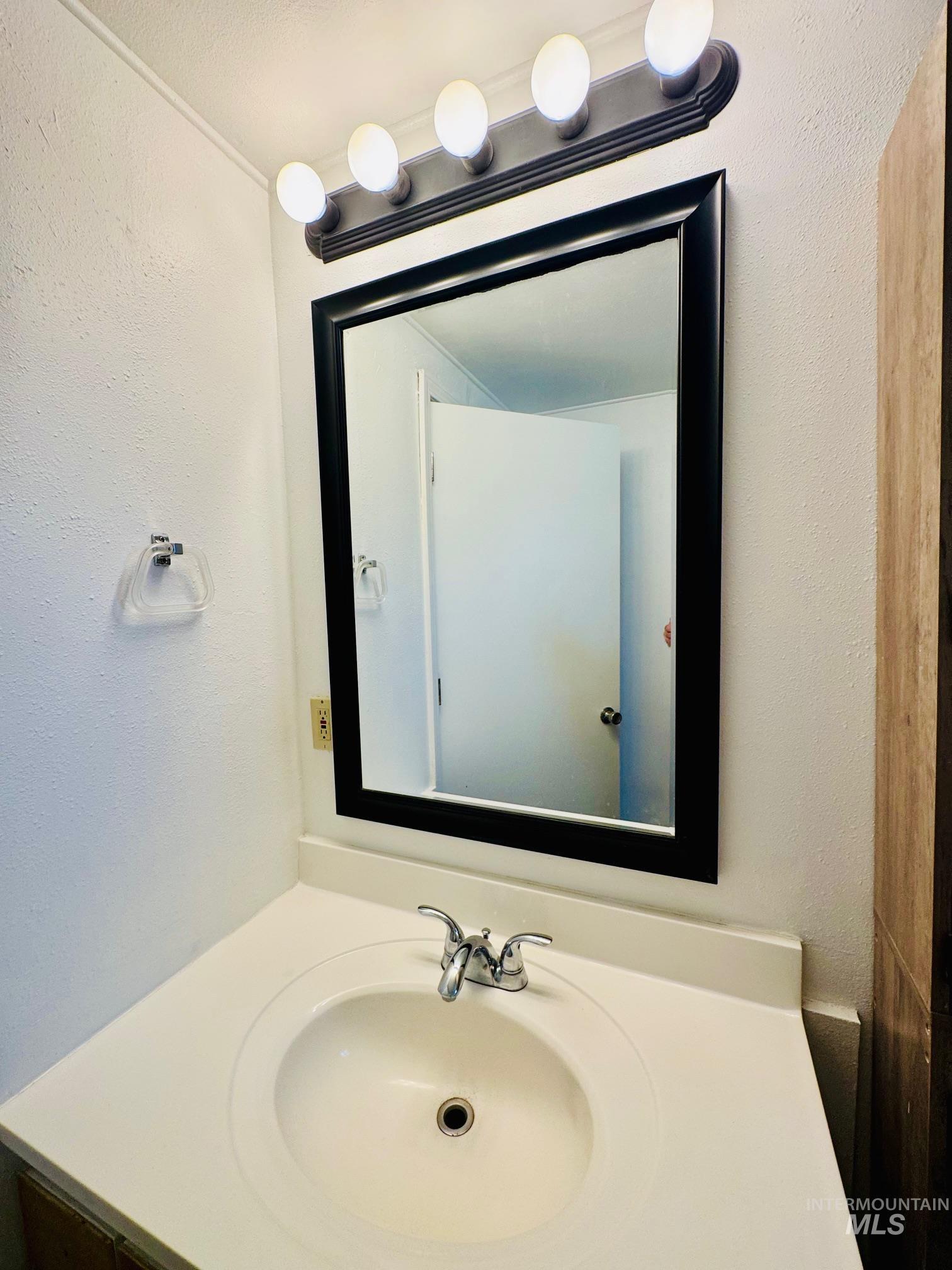 1610 D Street Property Photo 15