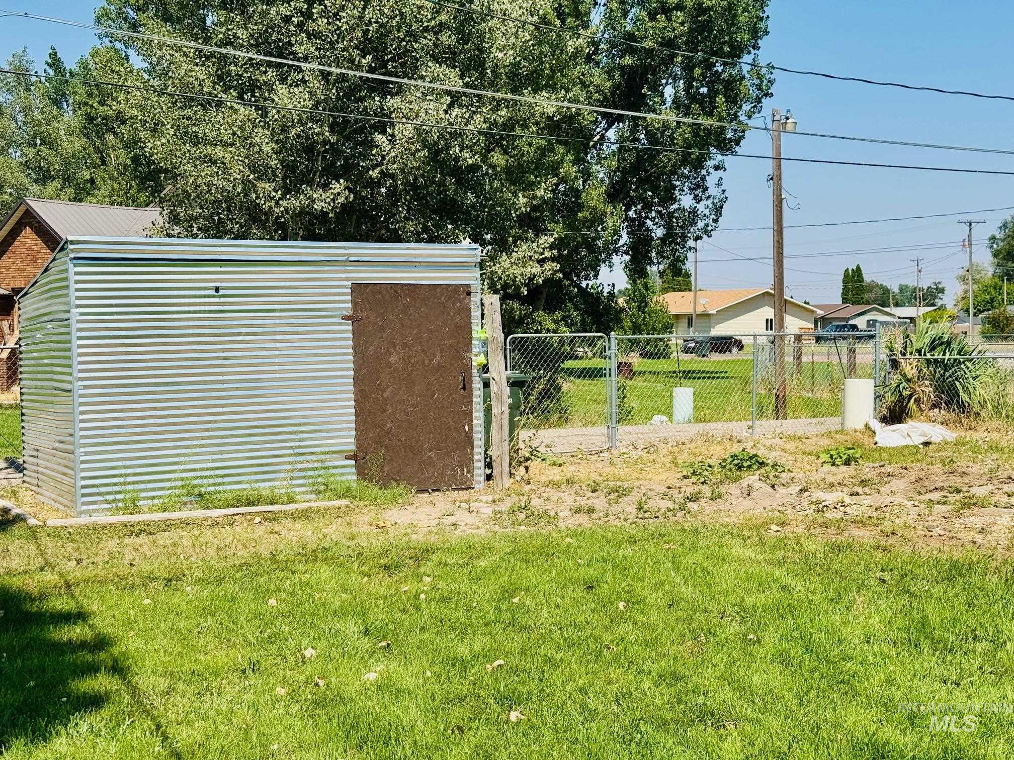 1610 D Street Property Photo 24