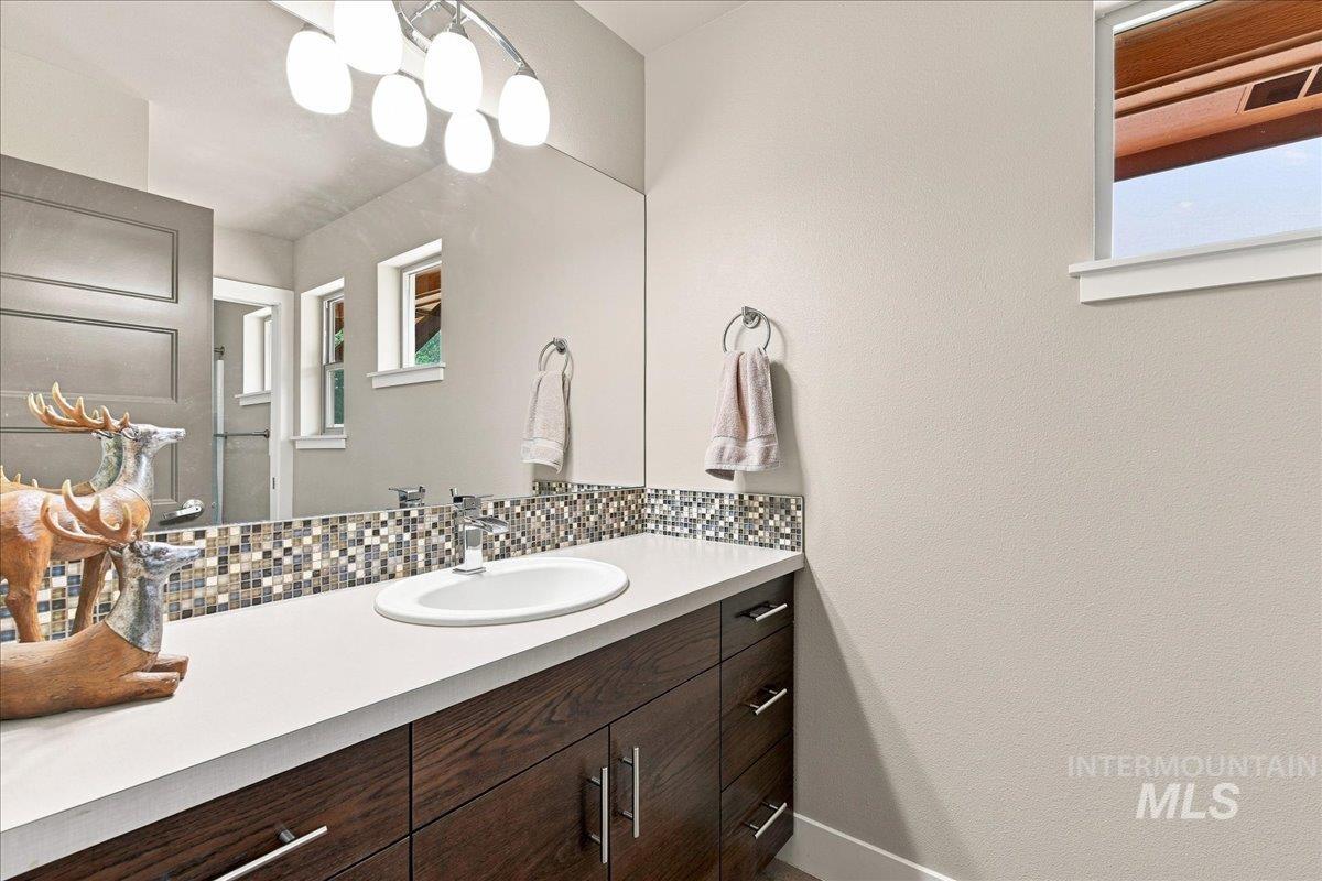 857 N River Path Ln Property Photo 21