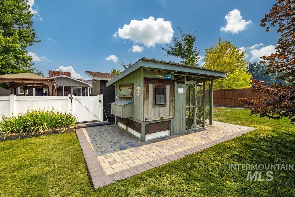 2120 Idaho Avenue Property Photo 35
