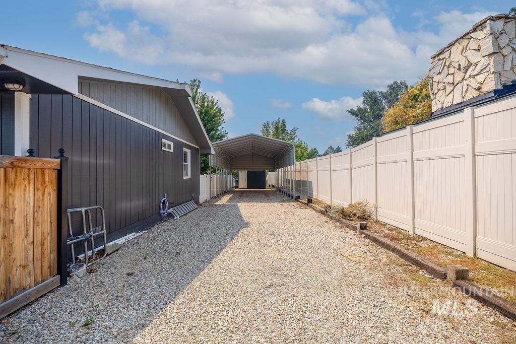 2120 Idaho Avenue Property Photo 39