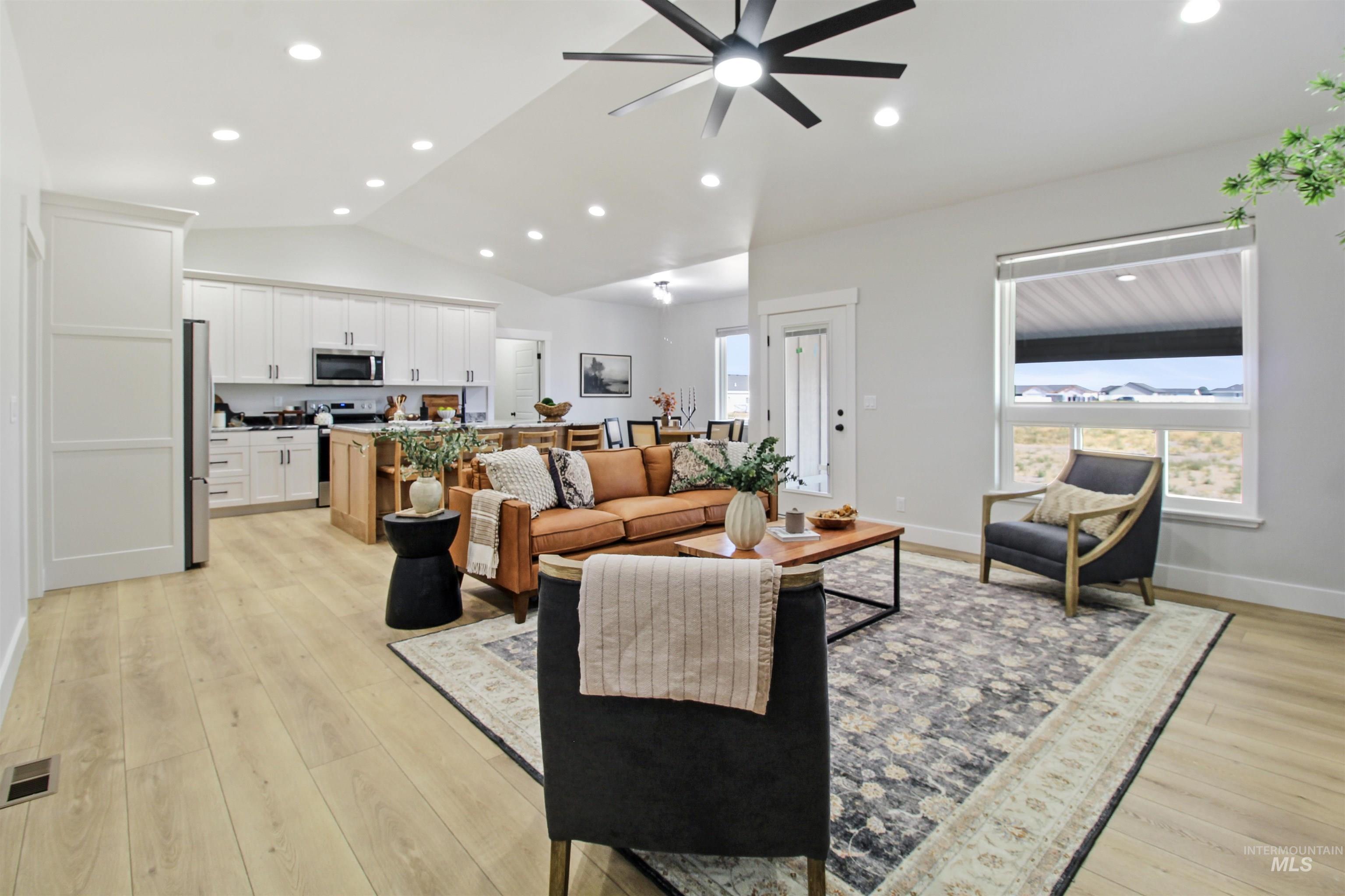 1406 Cardon Court Property Photo 7