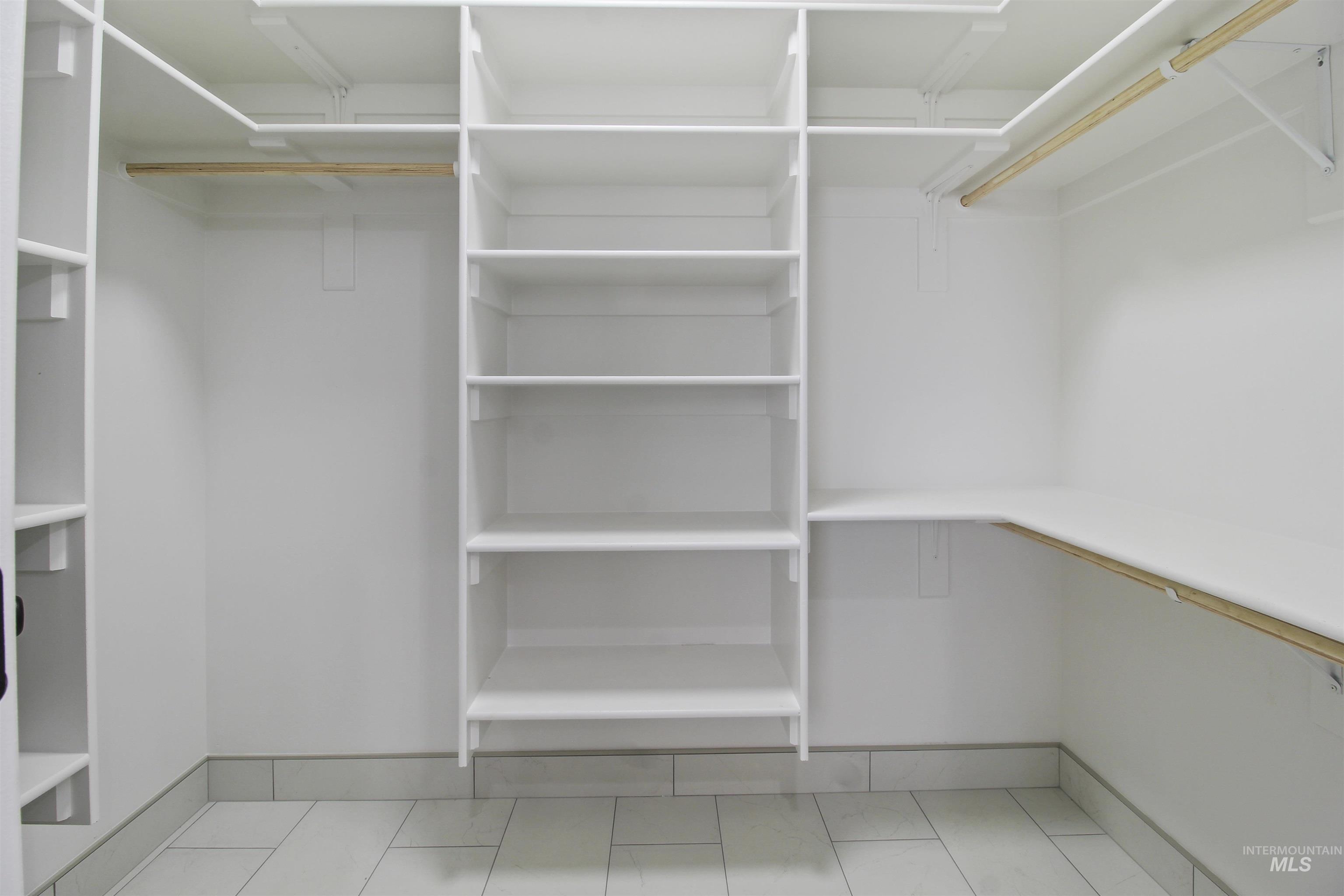 1406 Cardon Court Property Photo 19