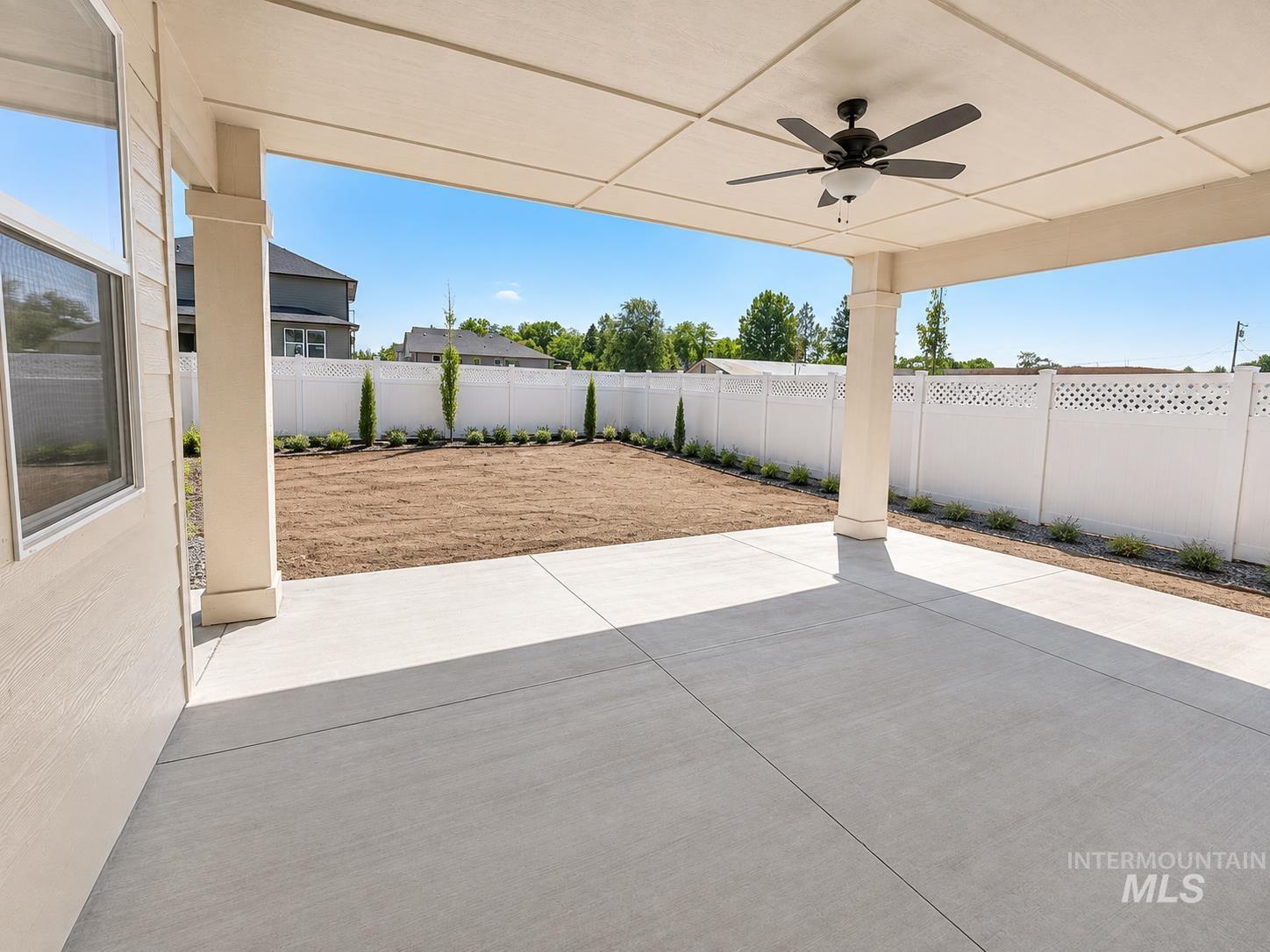 1129 W Recess Way Property Photo 6