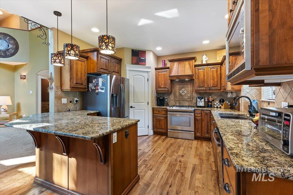 3910 S Tavistock Place Property Photo 12