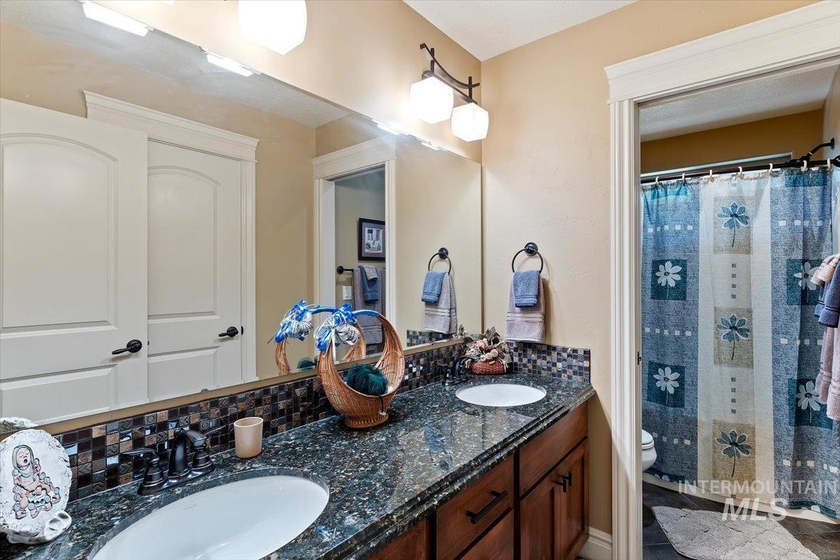 3910 S Tavistock Place Property Photo 20