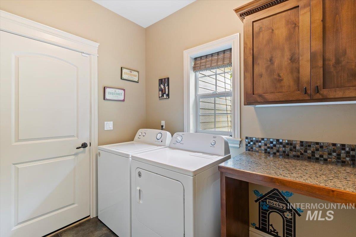 3910 S Tavistock Place Property Photo 33