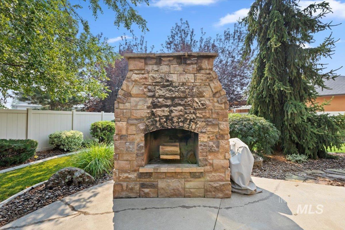 3910 S Tavistock Place Property Photo 37