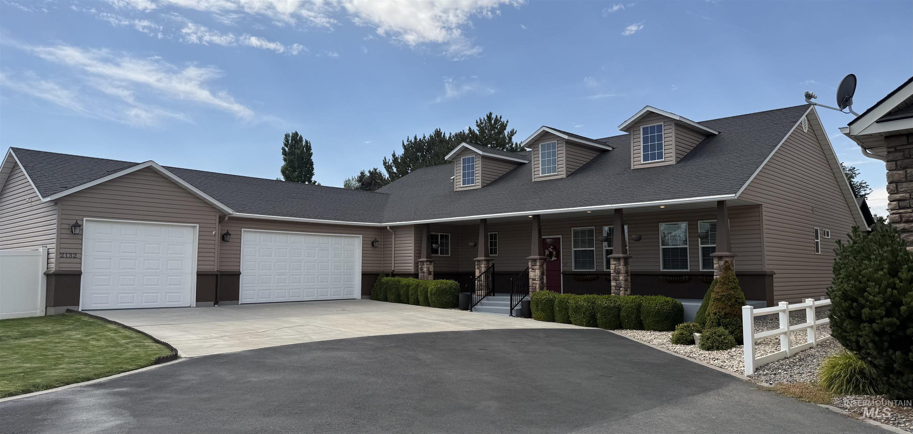 2132 Candleridge Dr.