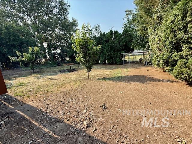 1009 W Hemlock Avenue Property Photo 7