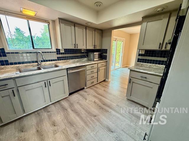 1009 W Hemlock Avenue Property Photo 12