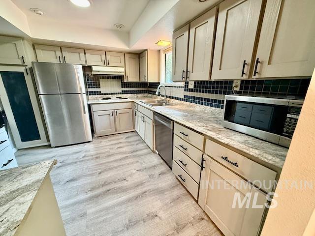 1009 W Hemlock Avenue Property Photo 14