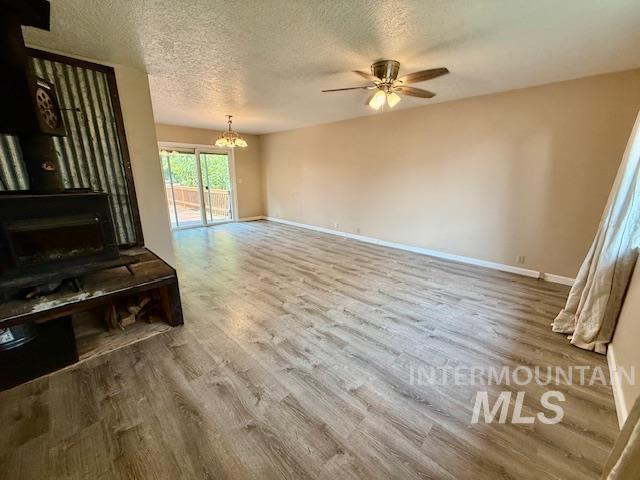 1009 W Hemlock Avenue Property Photo 19