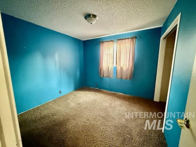 1009 W Hemlock Avenue Property Photo 29
