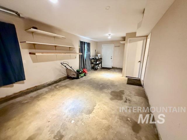 1009 W Hemlock Avenue Property Photo 33