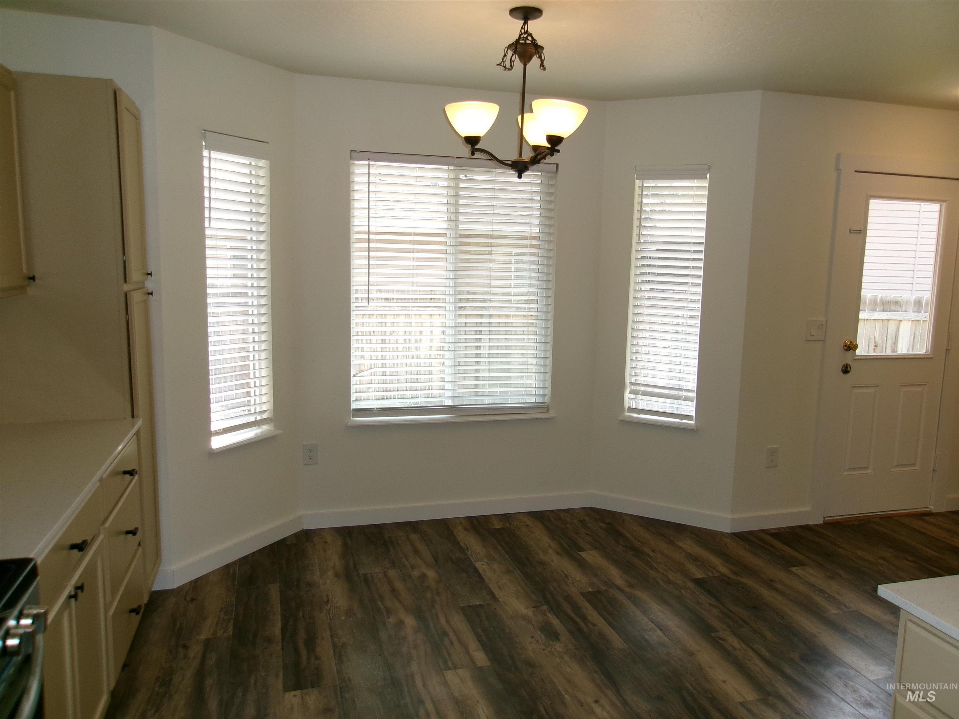 1421 W Orchard Ave Property Photo 10