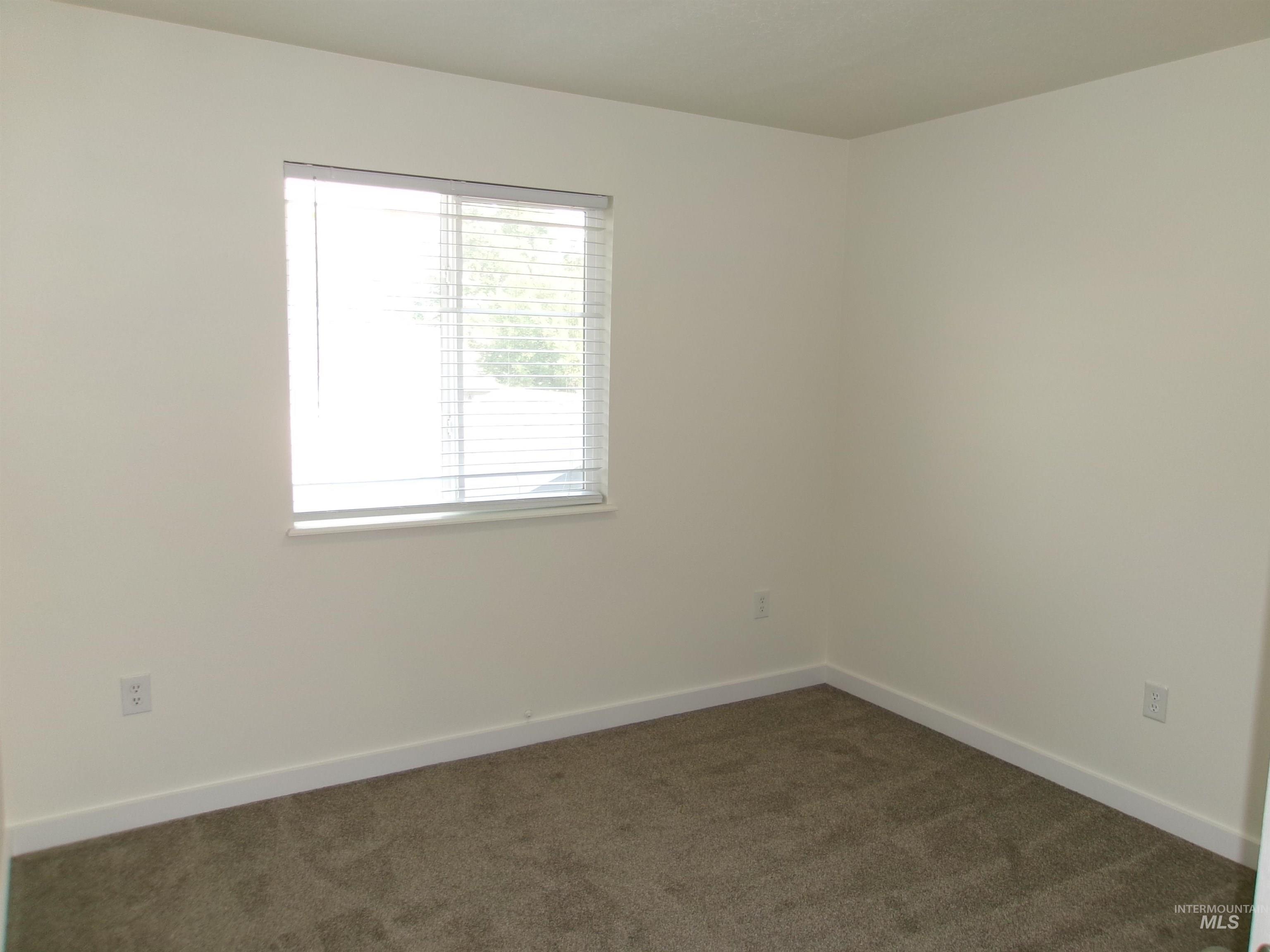 1421 W Orchard Ave Property Photo 20