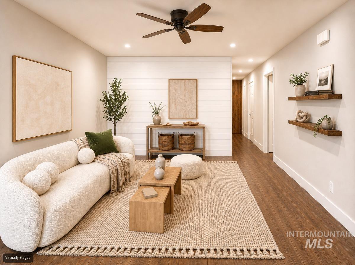 1933 Grelle Ave. Property Photo 3