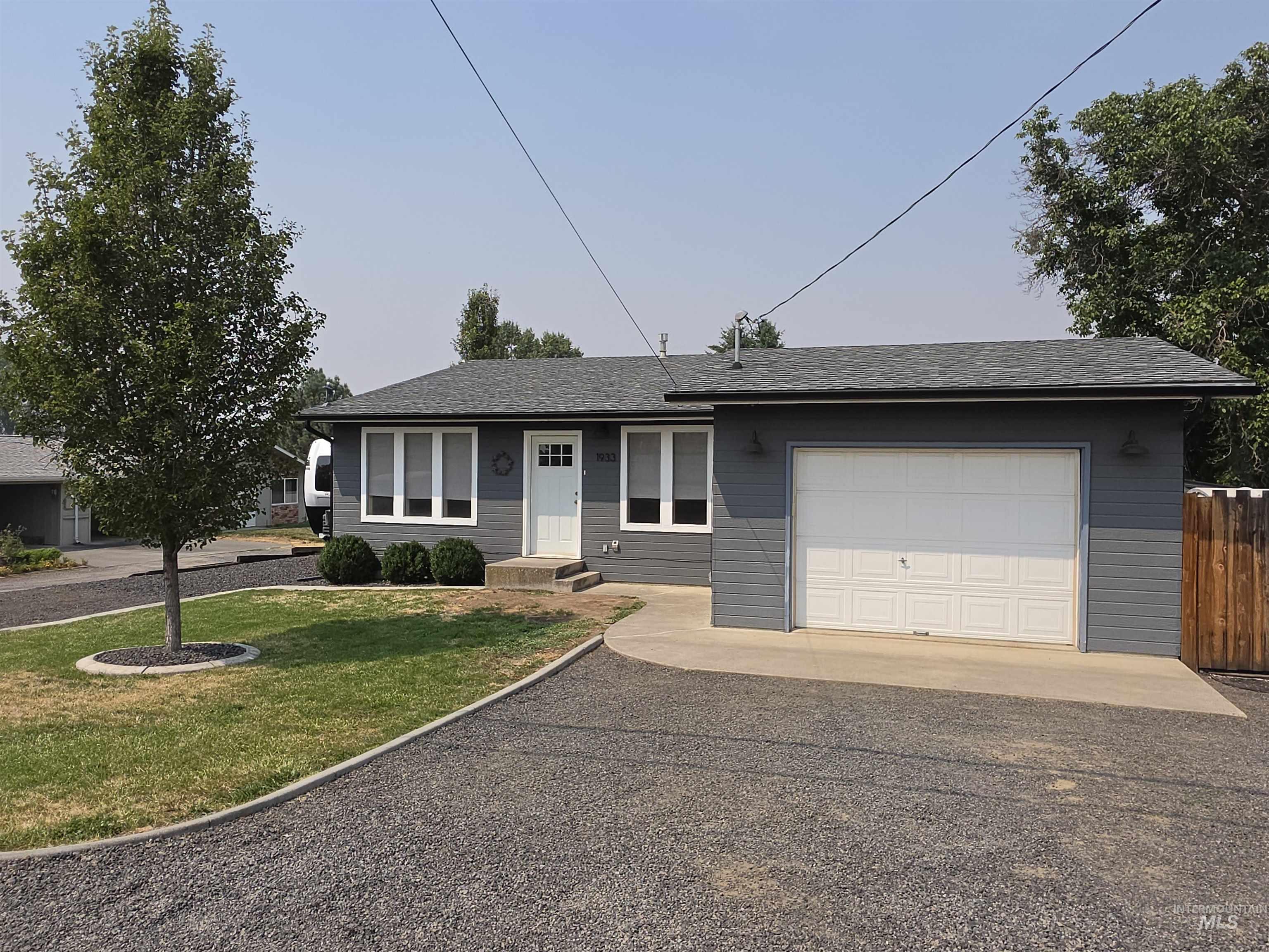 1933 Grelle Ave. Property Photo 17
