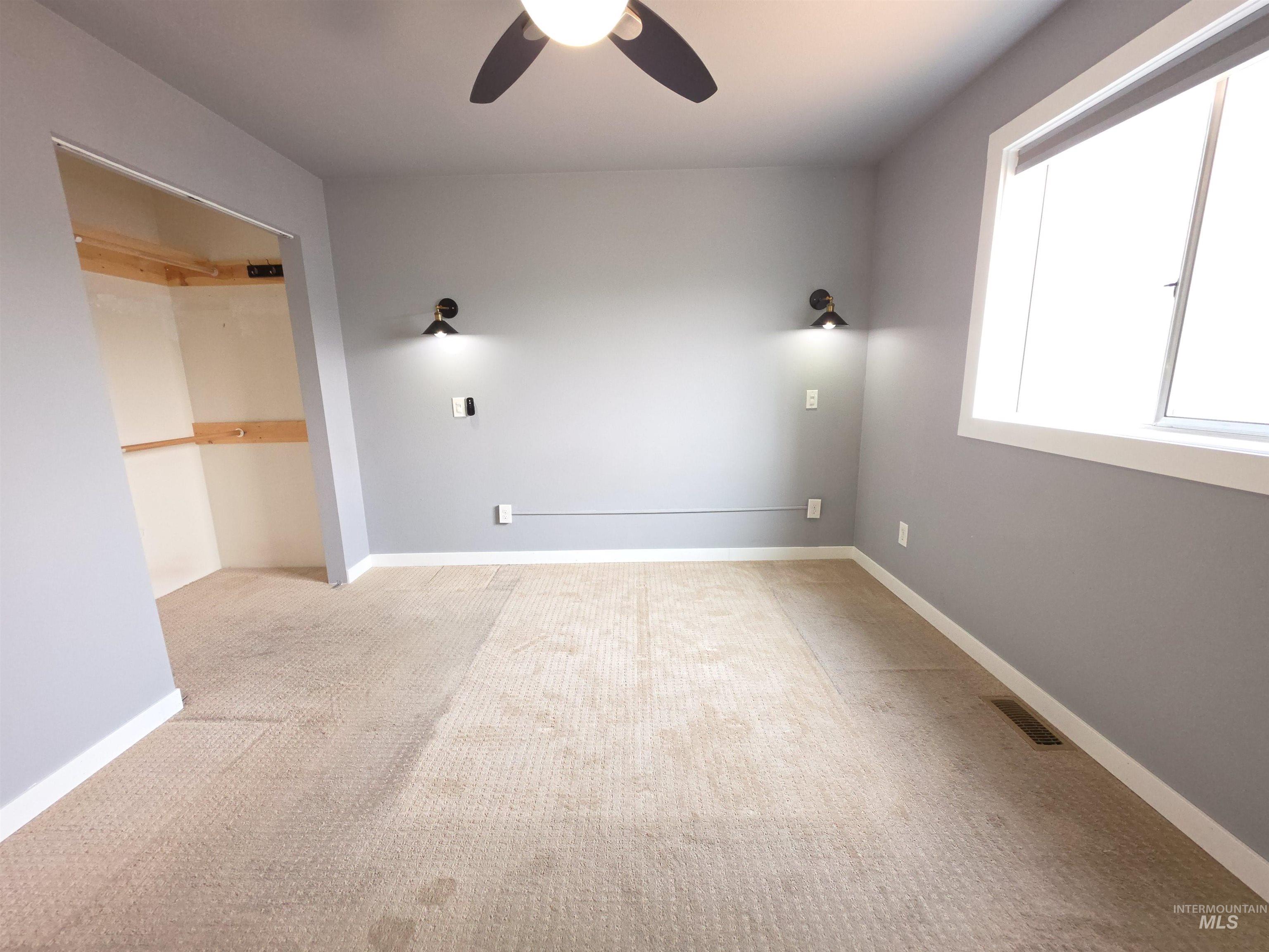 1933 Grelle Ave. Property Photo 32