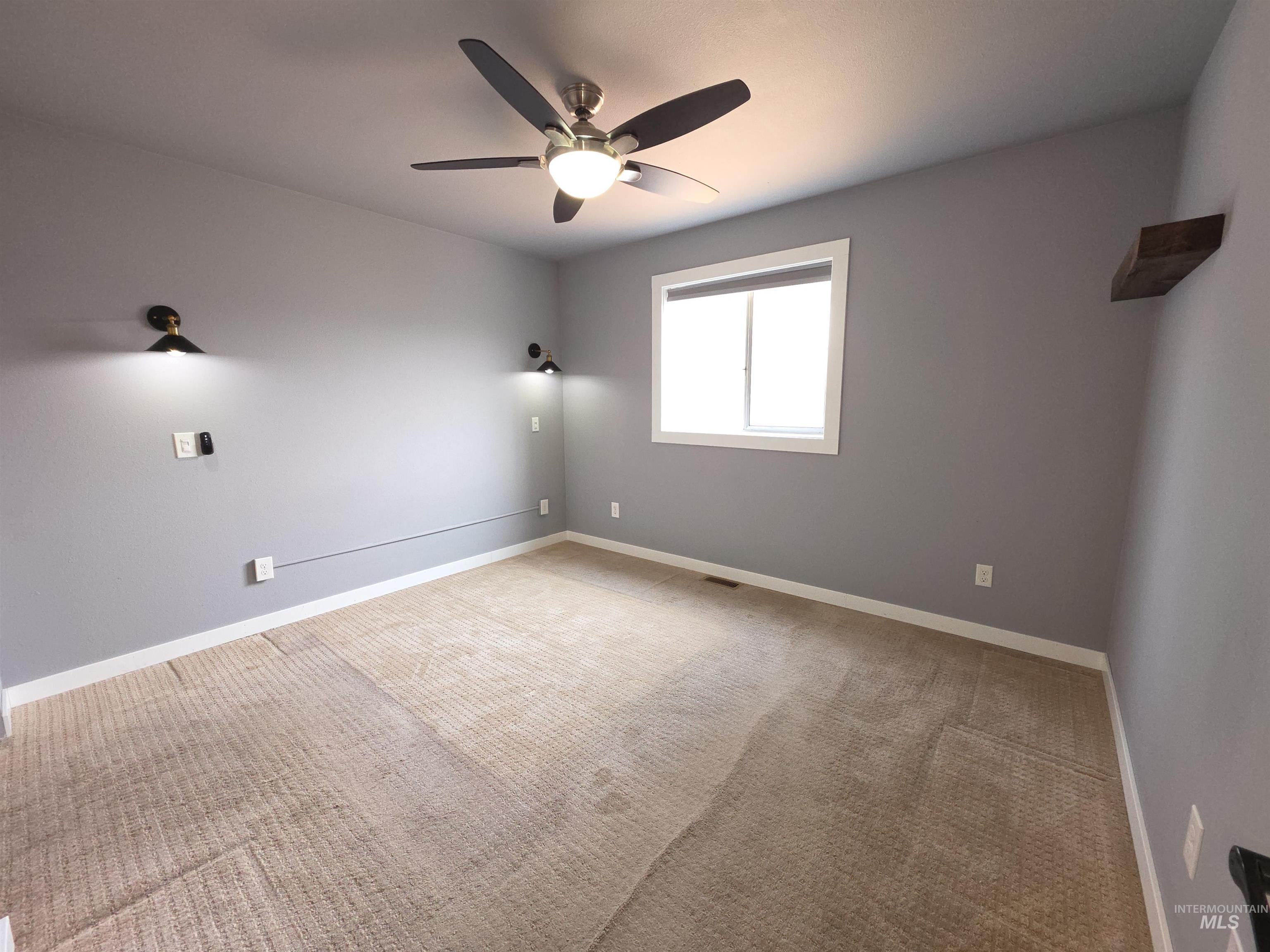 1933 Grelle Ave. Property Photo 33