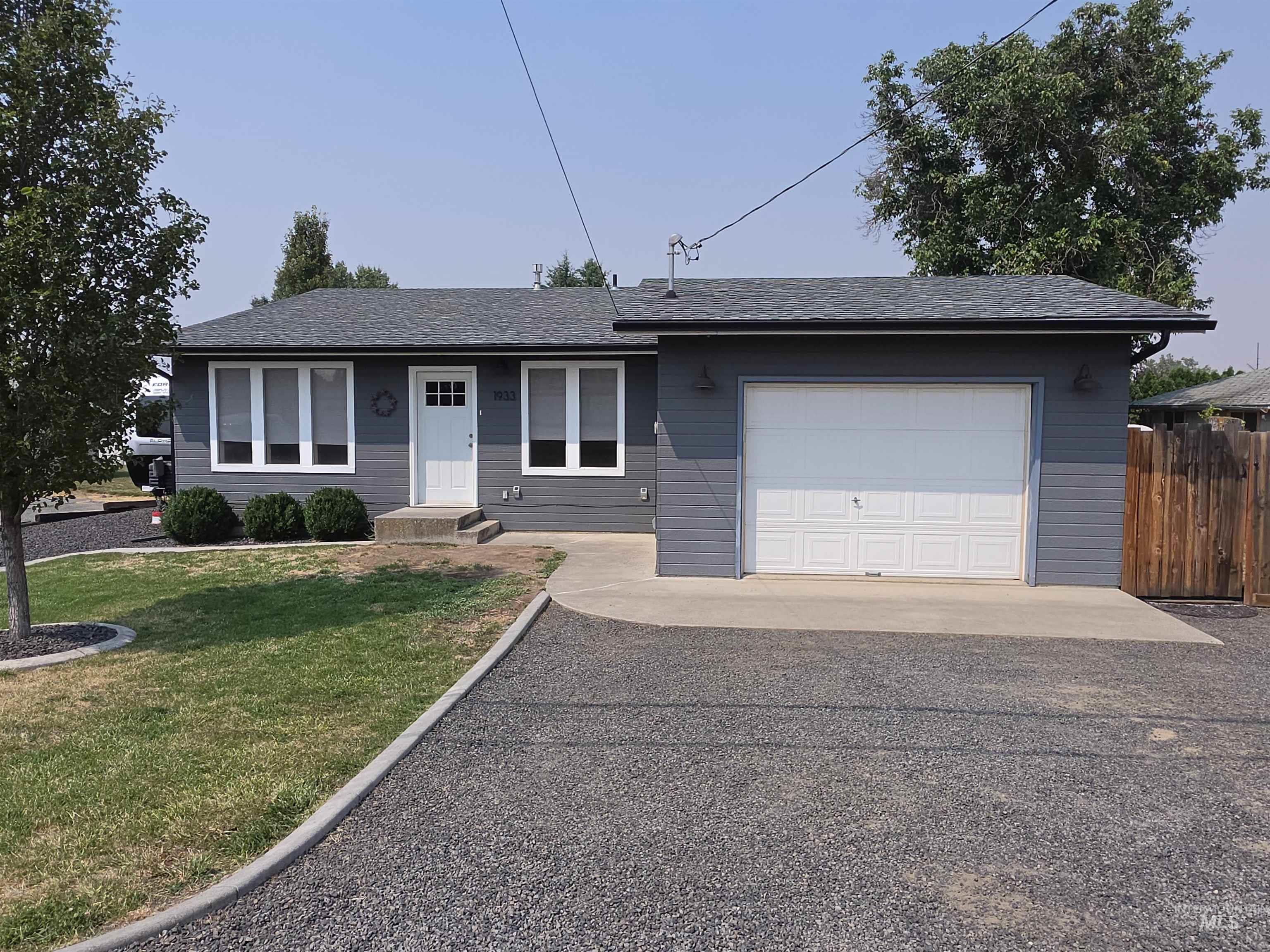 1933 Grelle Ave. Property Photo 43