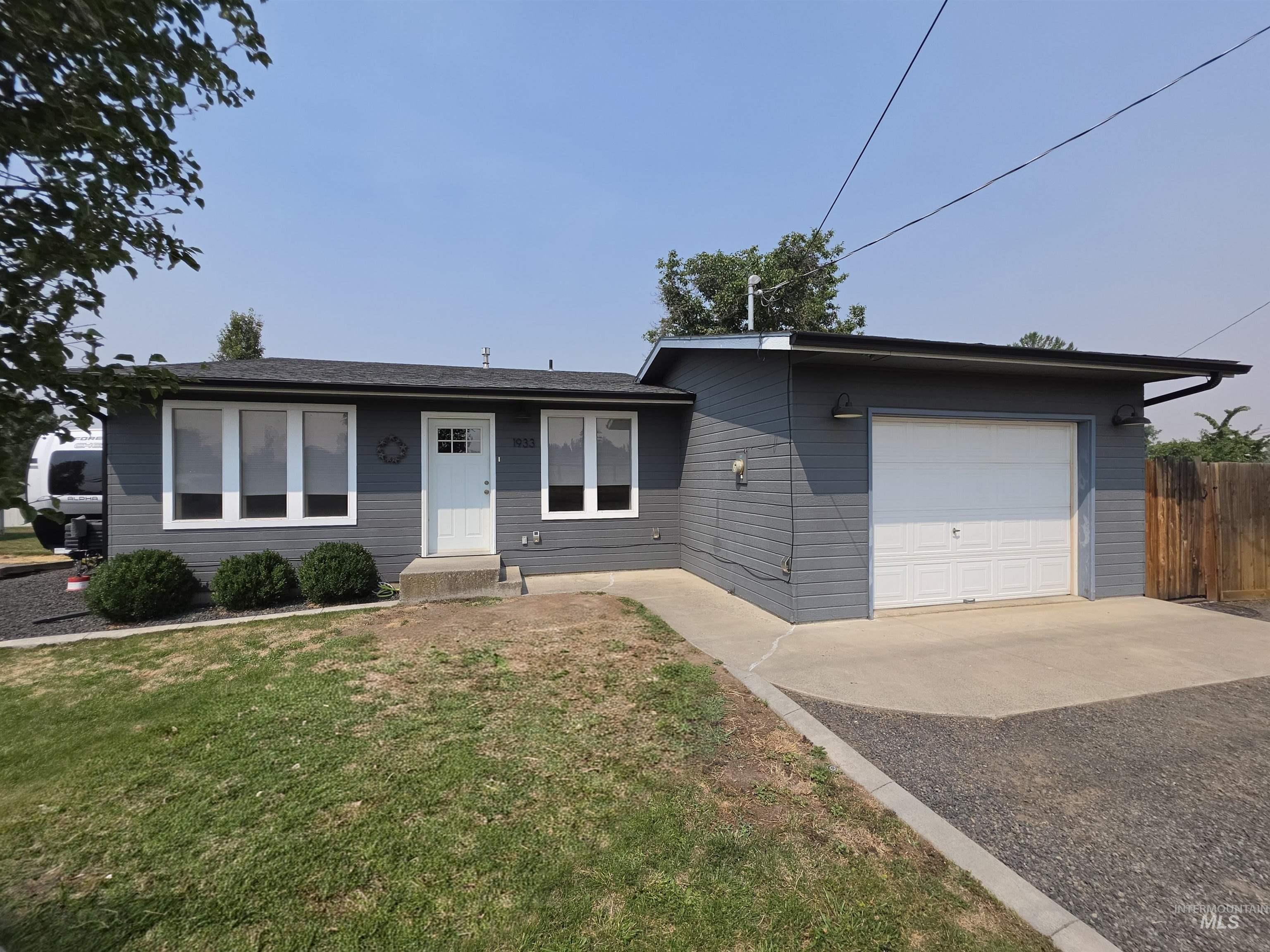 1933 Grelle Ave. Property Photo 44