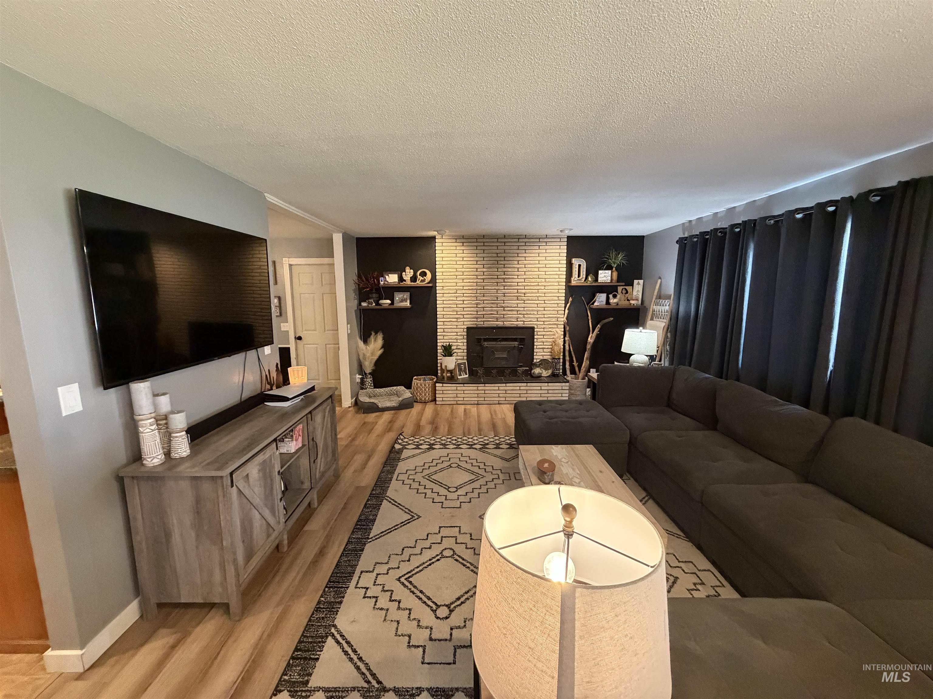 2220 Schaefer Dr. Property Photo 8