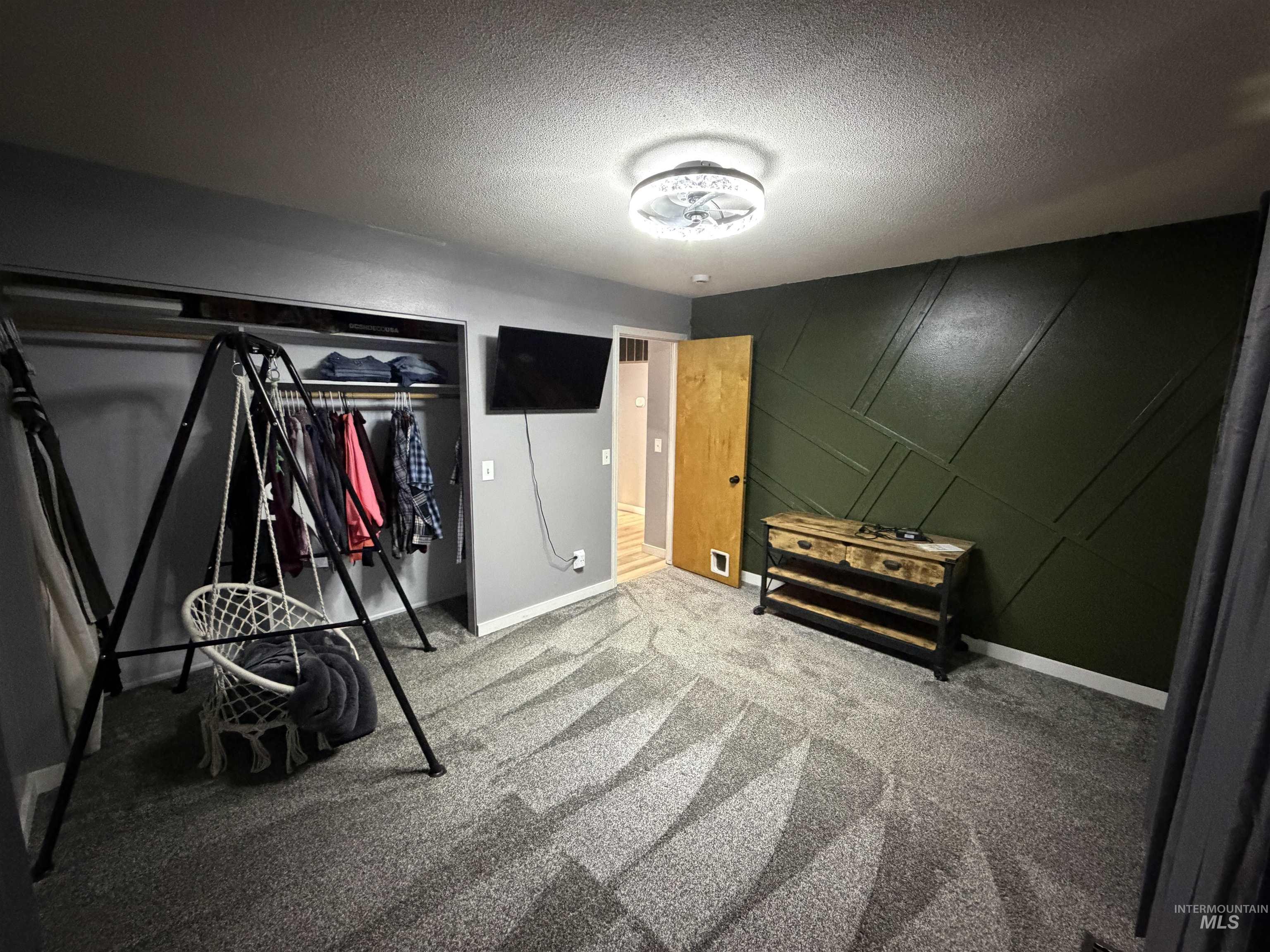 2220 Schaefer Dr. Property Photo 13