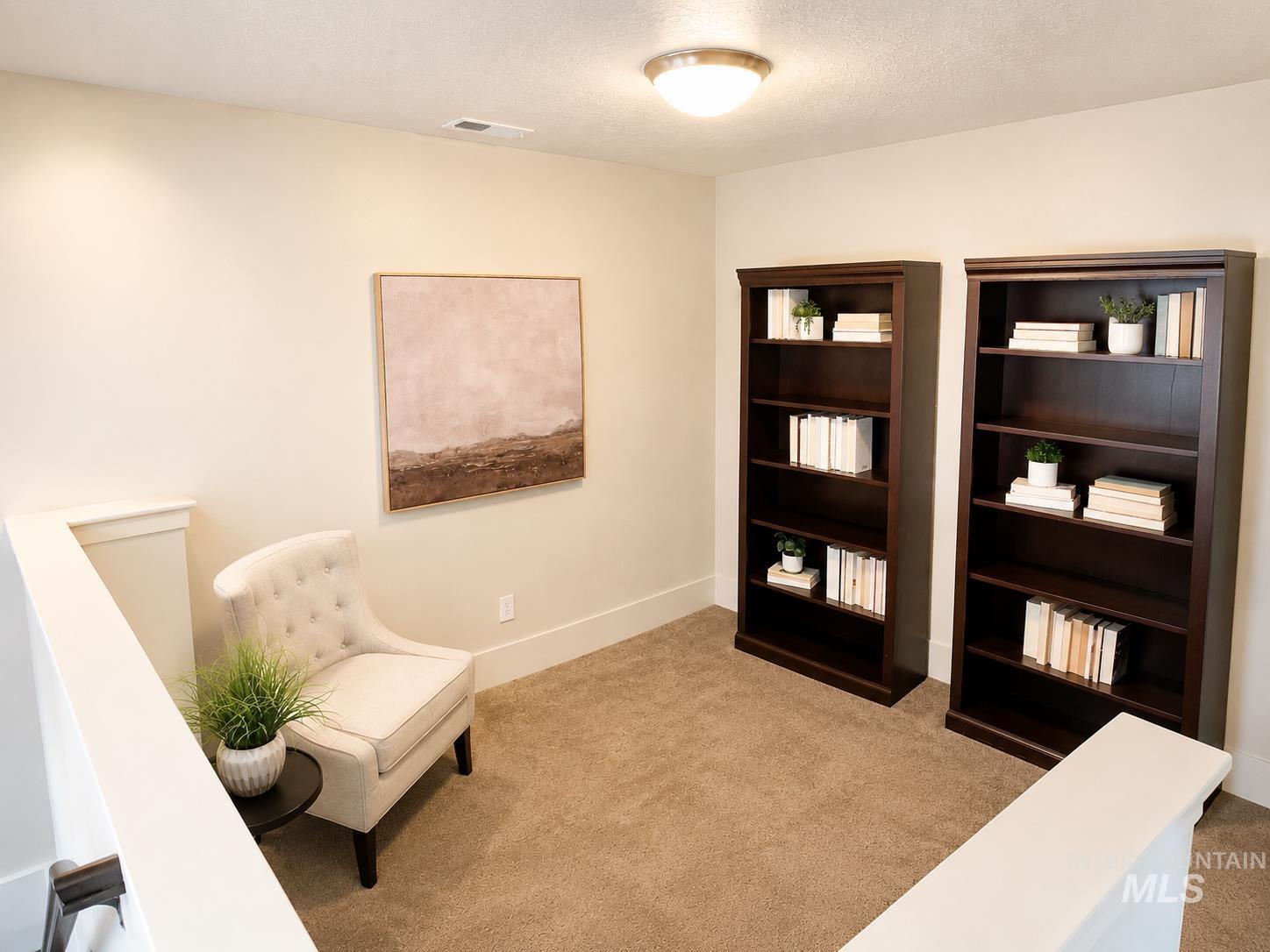 3755 E Parkcenter Property Photo 22