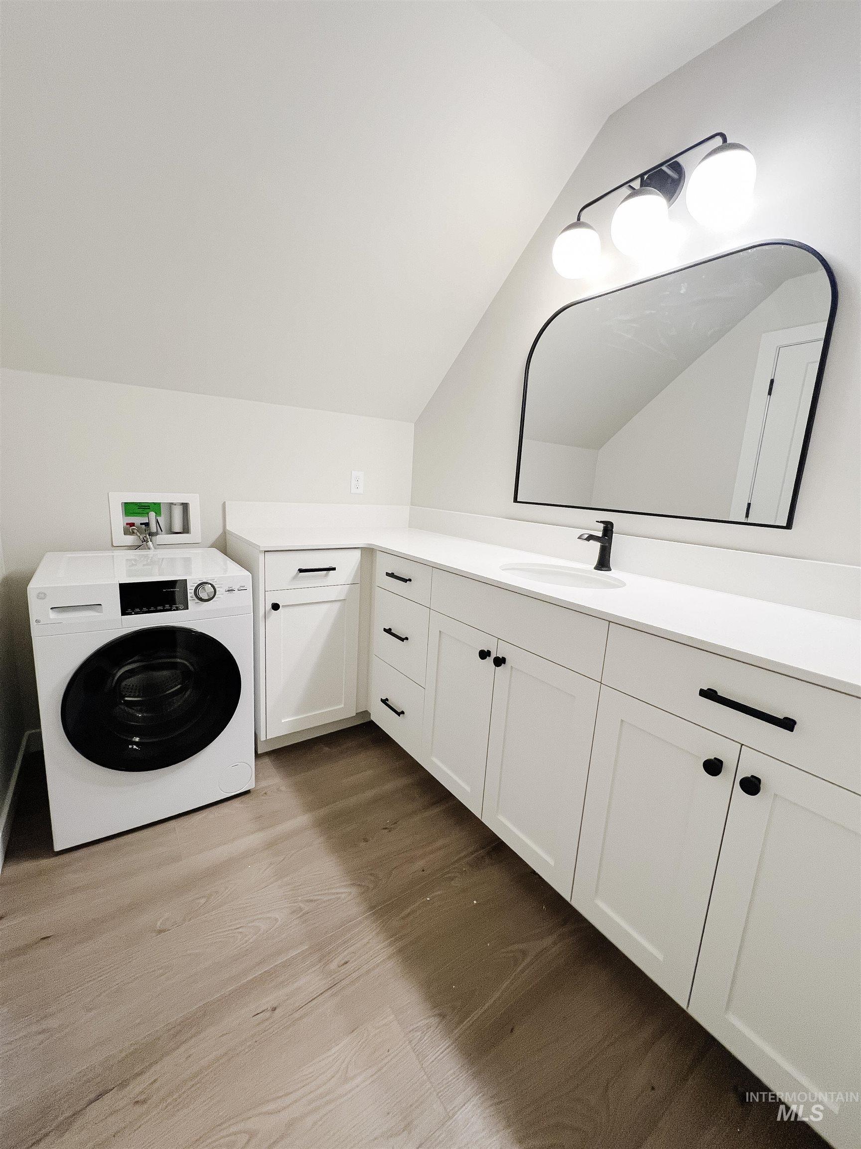 1610 S Michigan Property Photo 27