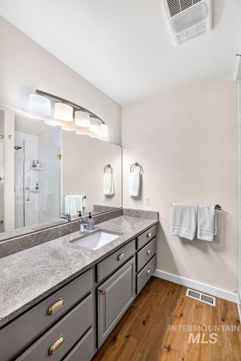 1370 Divot Lane Property Photo 8