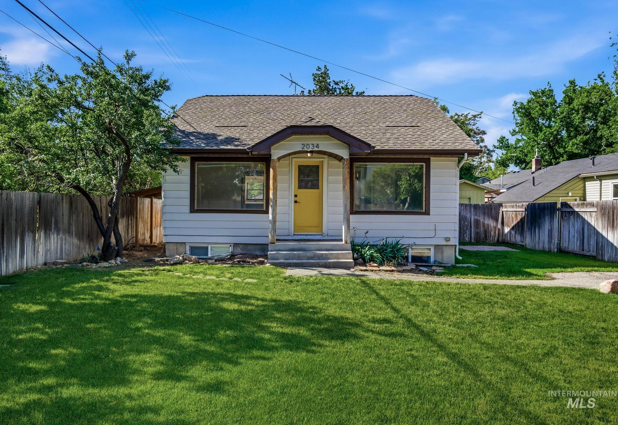 2034 S Broxon Property Photo 1