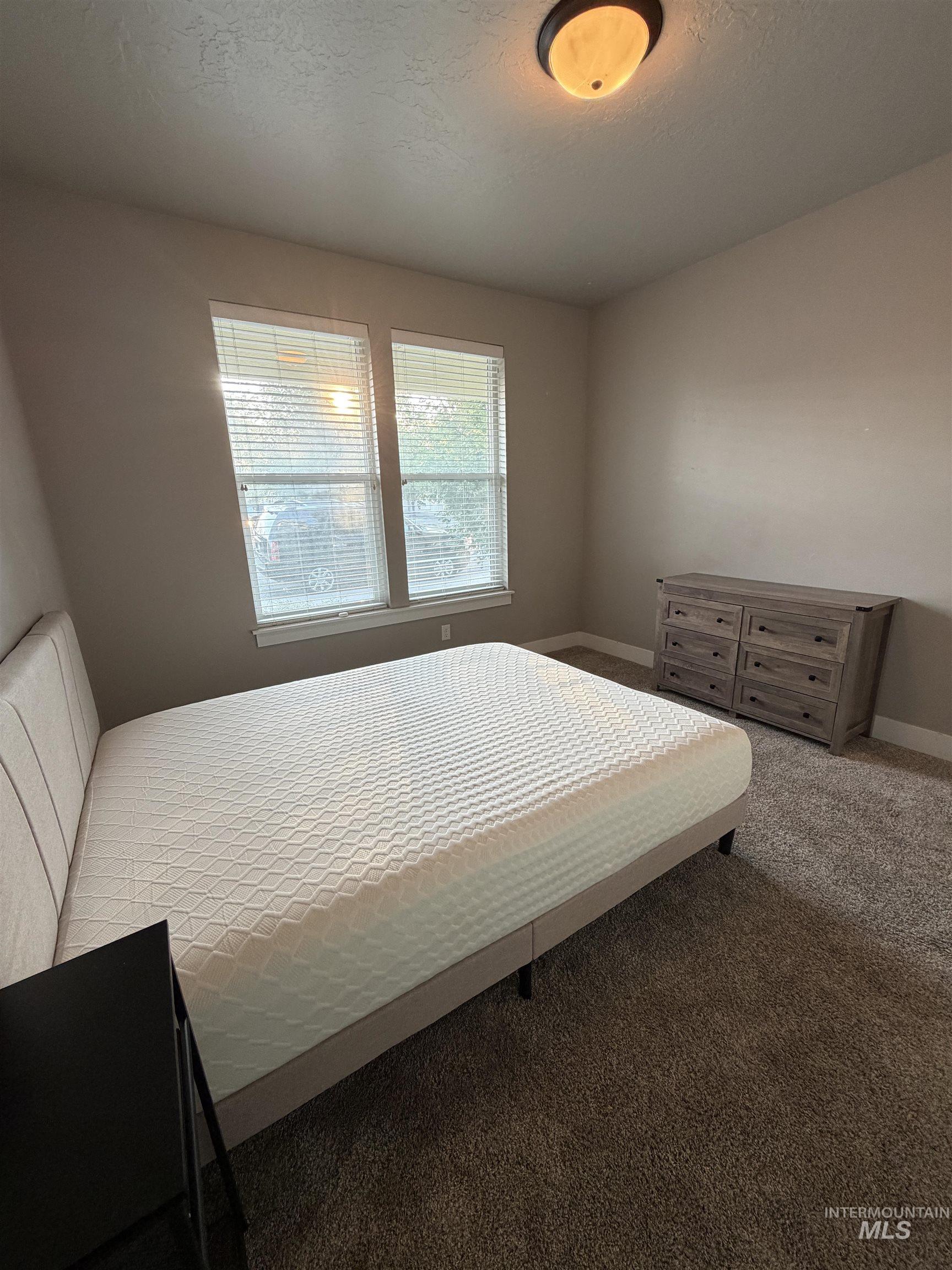 1538 S Robert St Property Photo 6