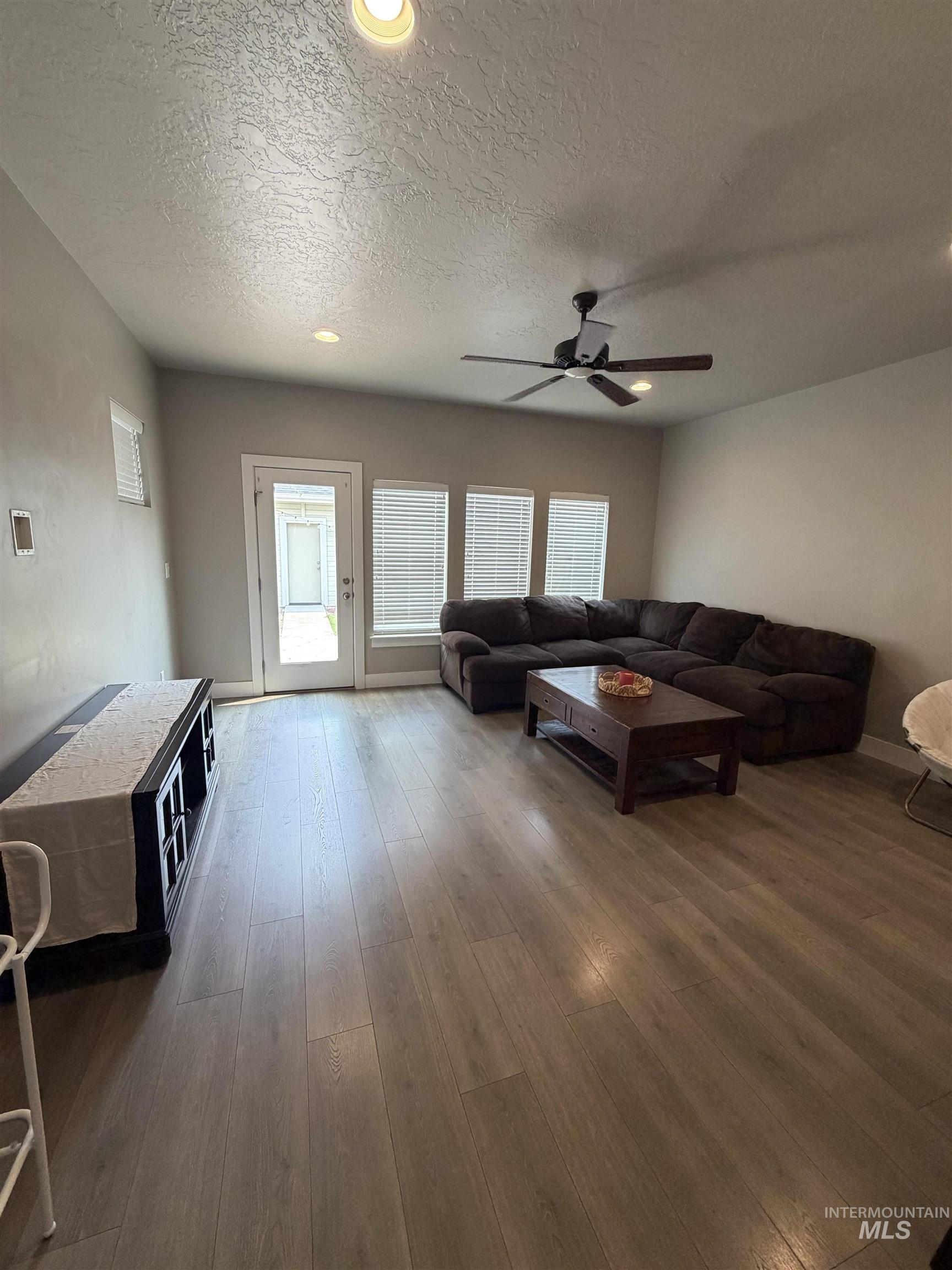 1538 S Robert St Property Photo 10