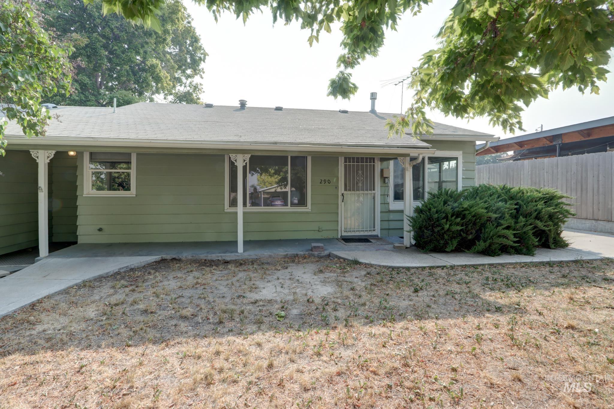 288 & 290 Hillcrest Dr Property Photo 2
